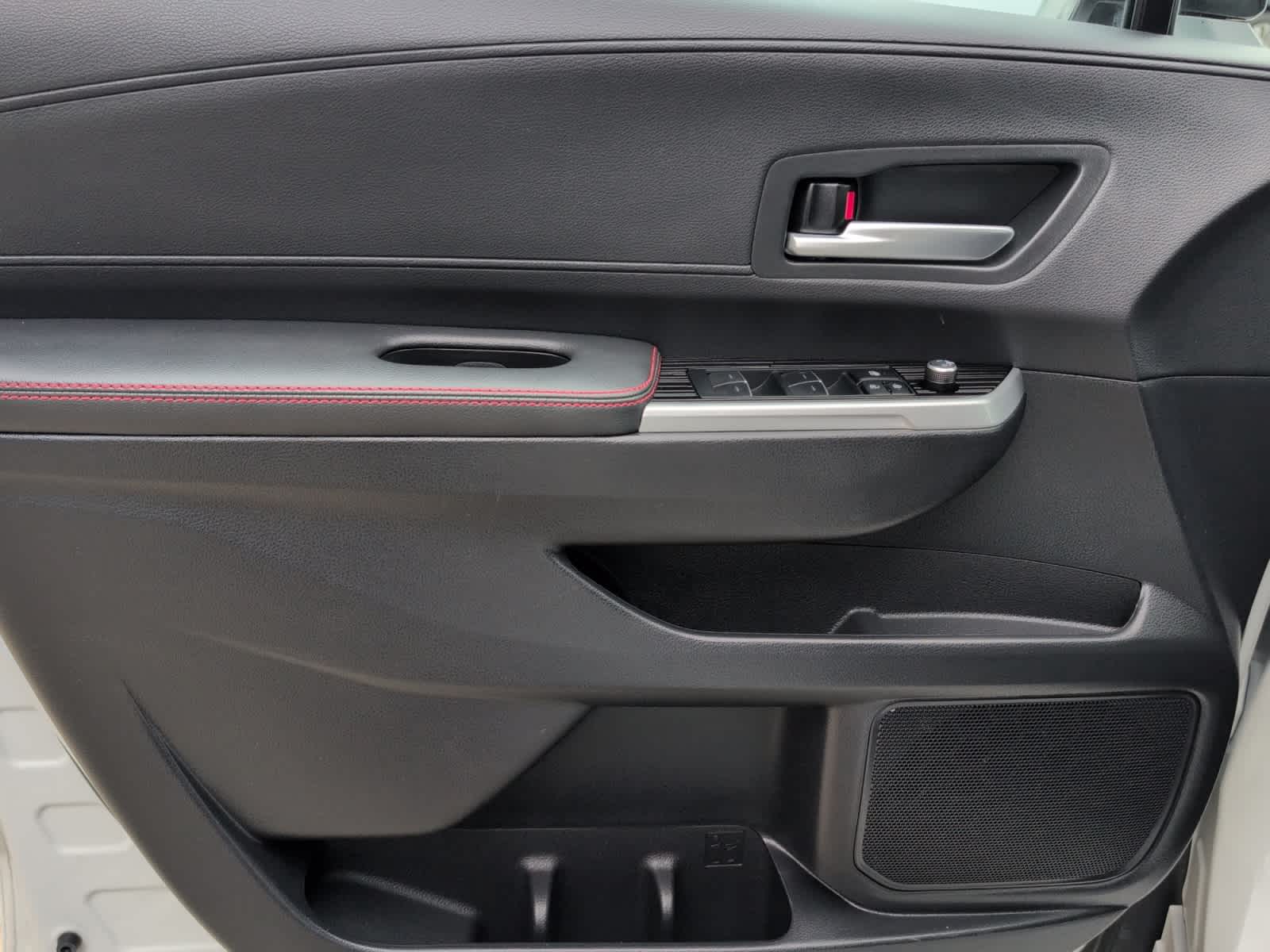 used 2025 Toyota Sienna car, priced at $51,998