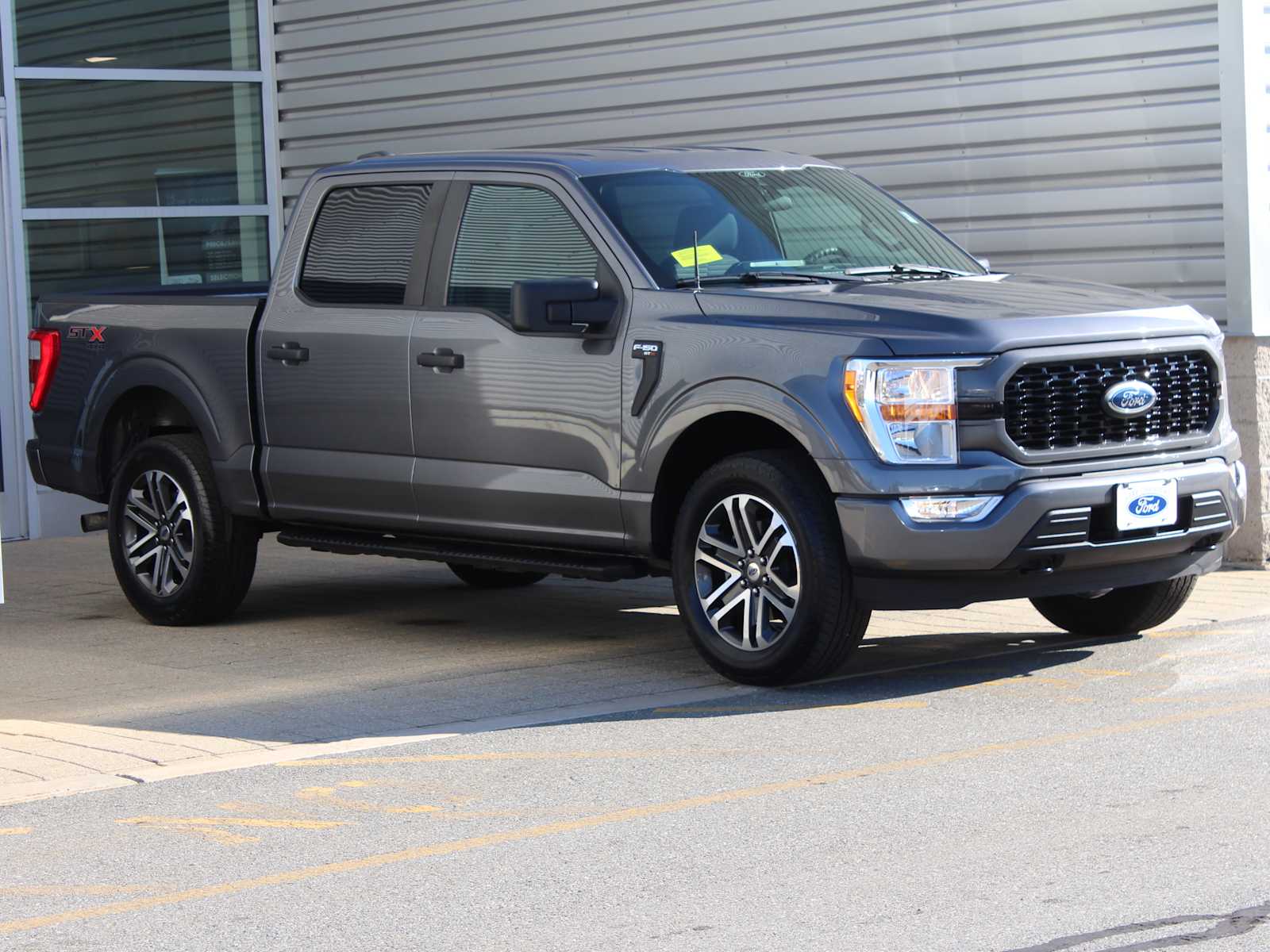 used 2021 Ford F-150 car, priced at $36,998