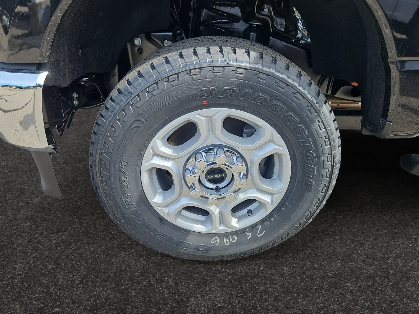 new 2025 Ford Super Duty F-250 SRW car, priced at $56,620