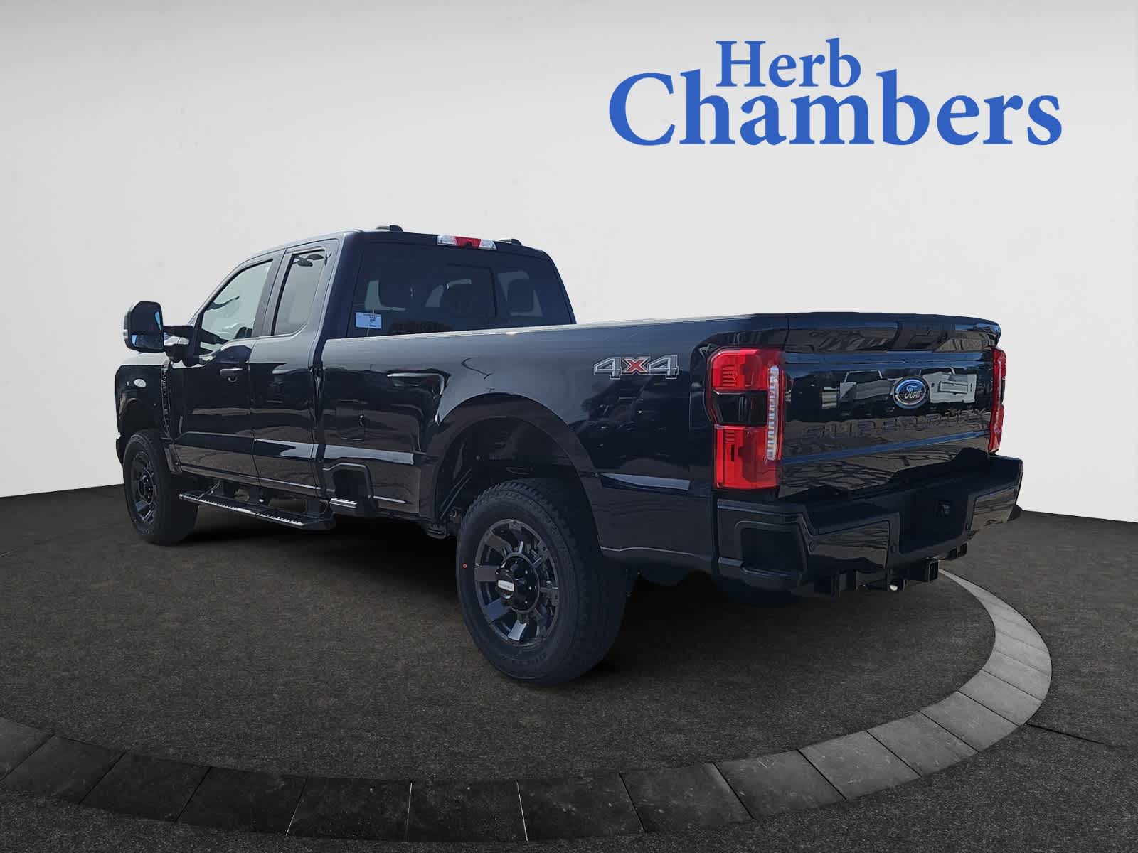new 2025 Ford Super Duty F-350 SRW car, priced at $59,645