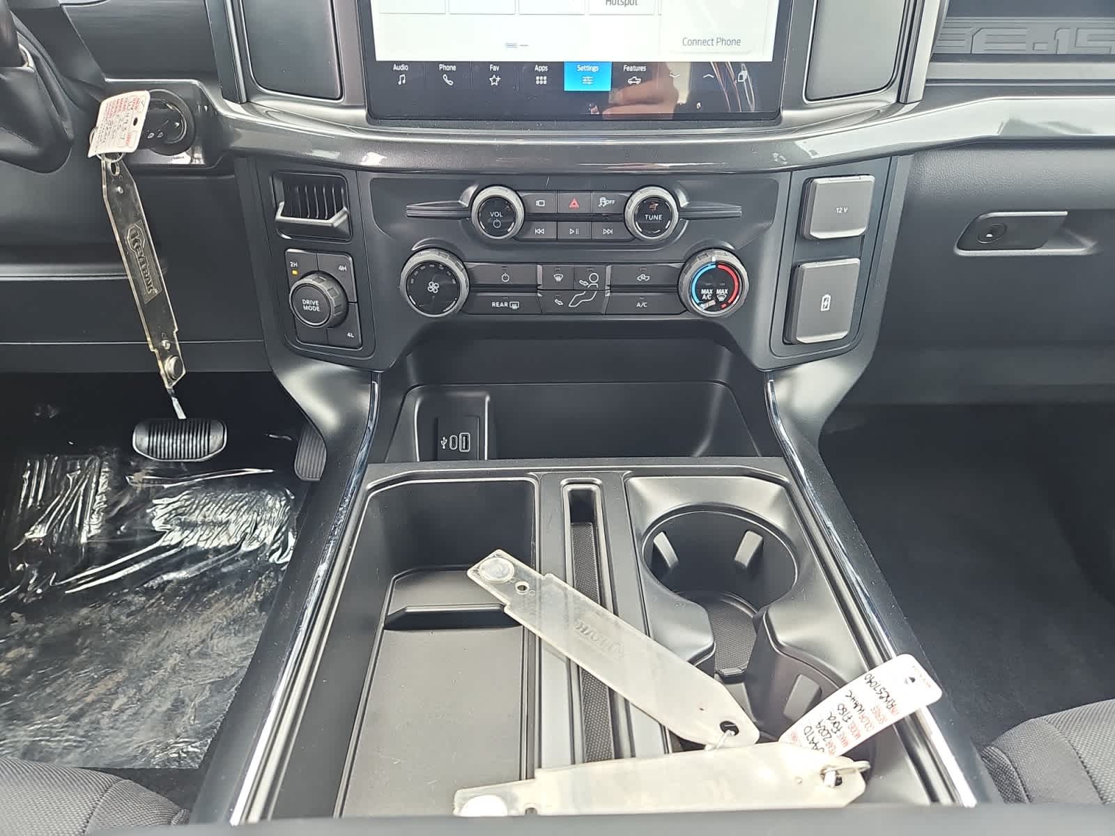 new 2025 Ford F-150 car, priced at $49,759