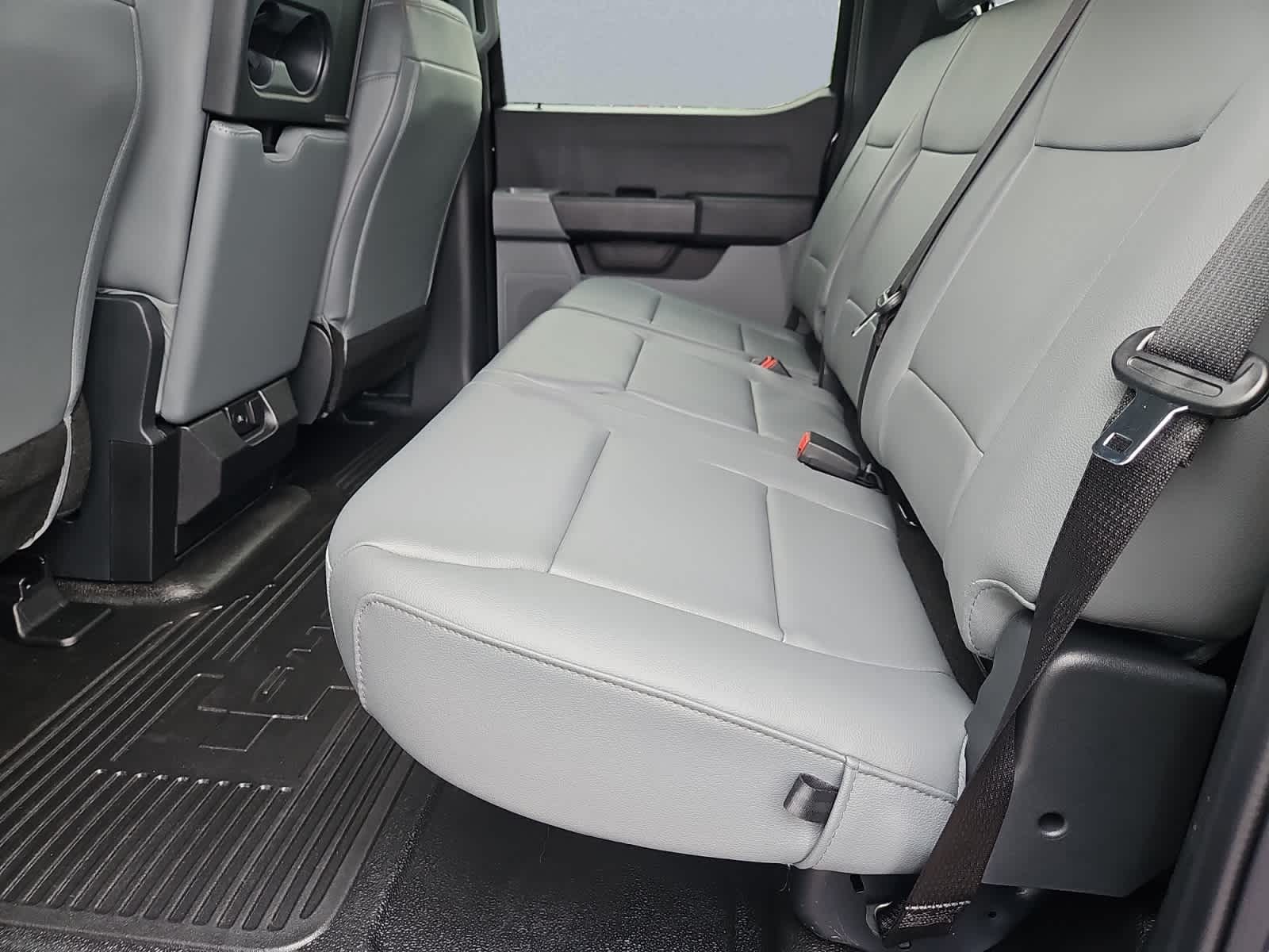 new 2025 Ford Super Duty F-250 SRW car, priced at $56,195