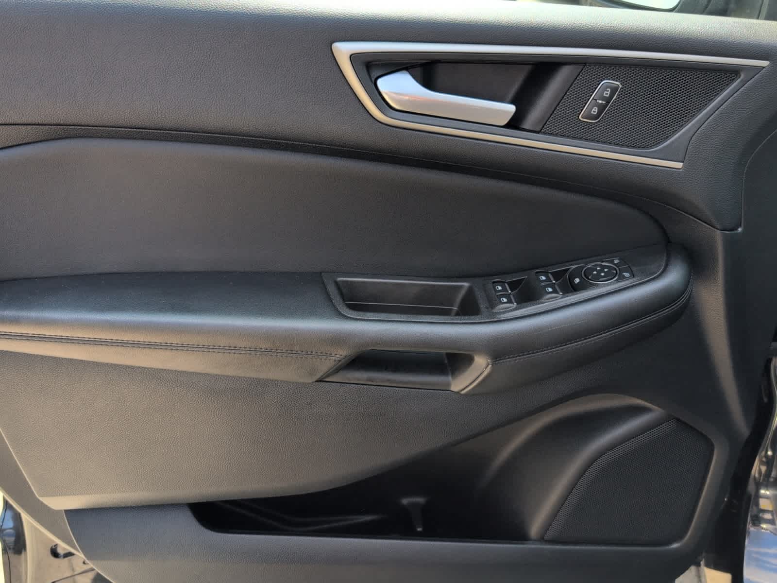 used 2022 Ford Edge car, priced at $26,998