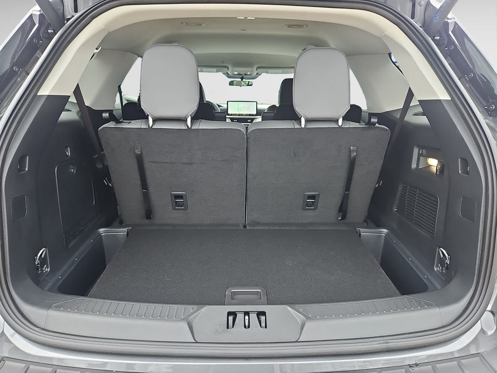 new 2025 Ford Explorer car, priced at $48,185