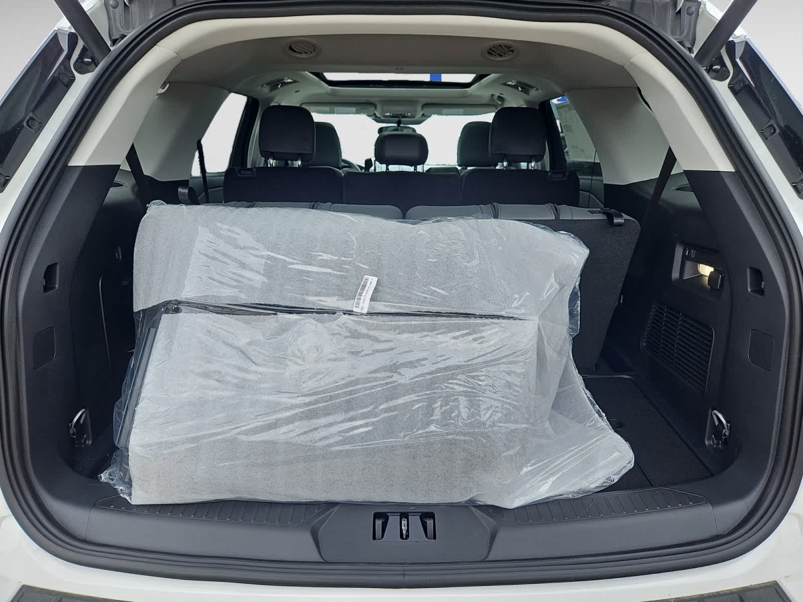 new 2025 Ford Explorer car, priced at $51,235