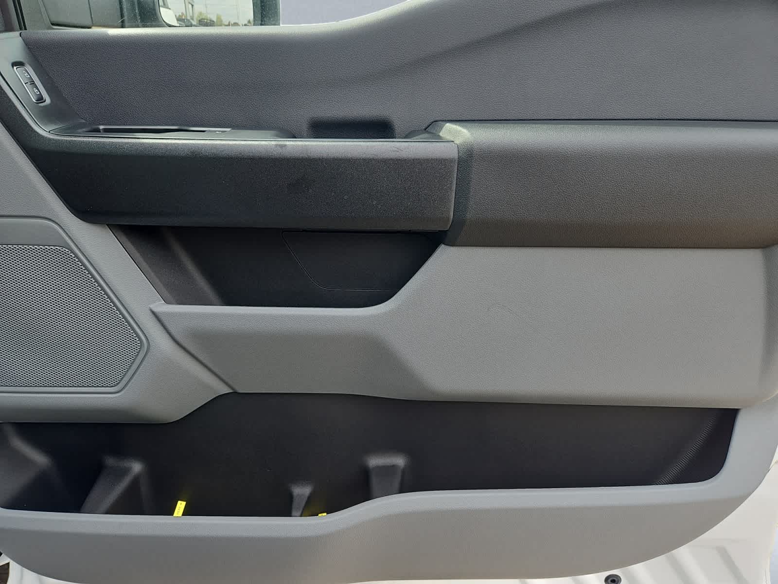 new 2025 Ford Super Duty F-350 SRW car, priced at $53,855