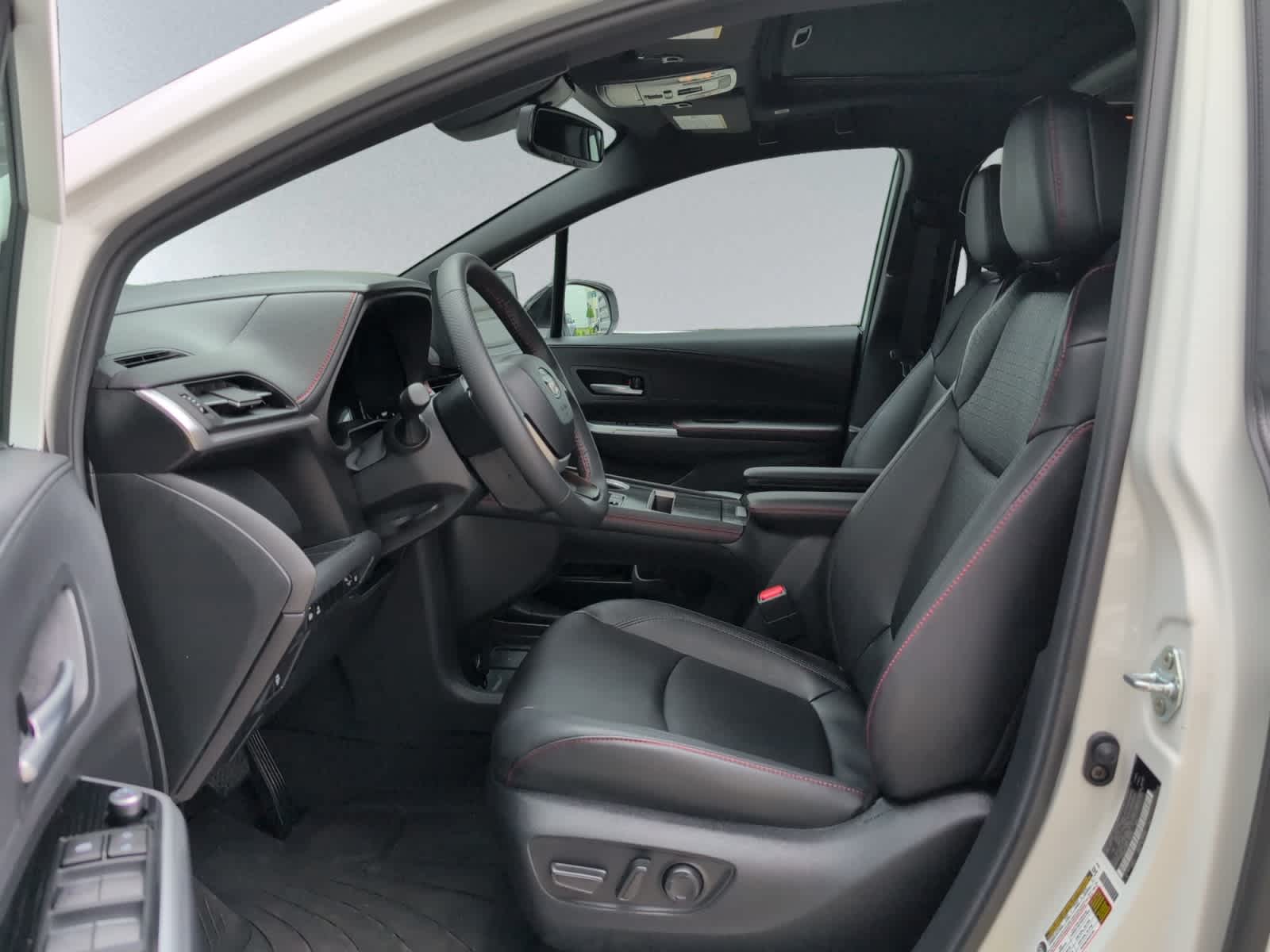 used 2025 Toyota Sienna car, priced at $51,998