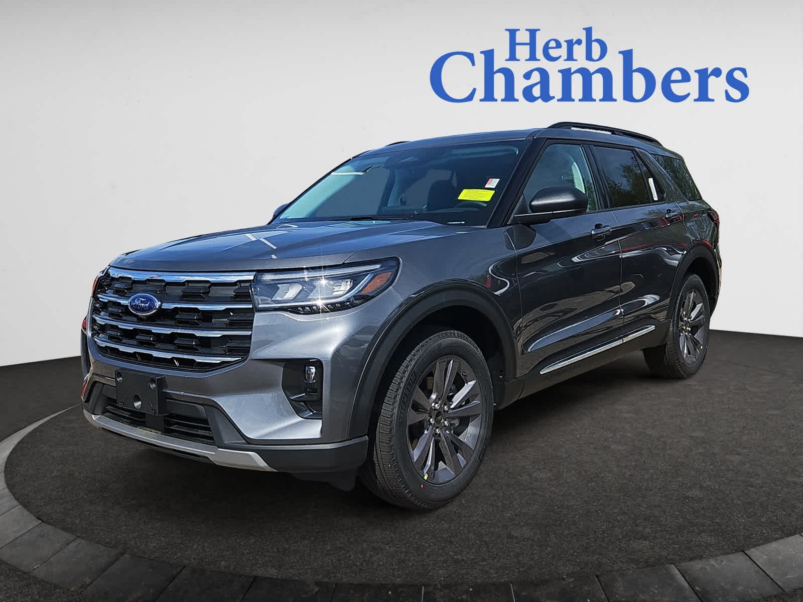 new 2025 Ford Explorer car, priced at $46,707