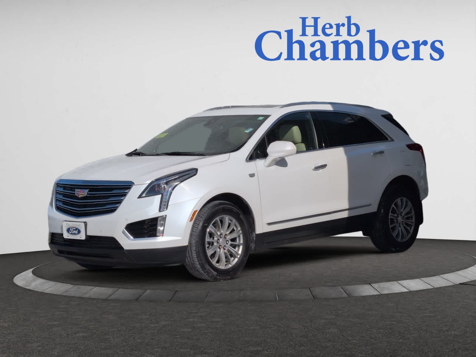 used 2018 Cadillac XT5 car, priced at $20,998