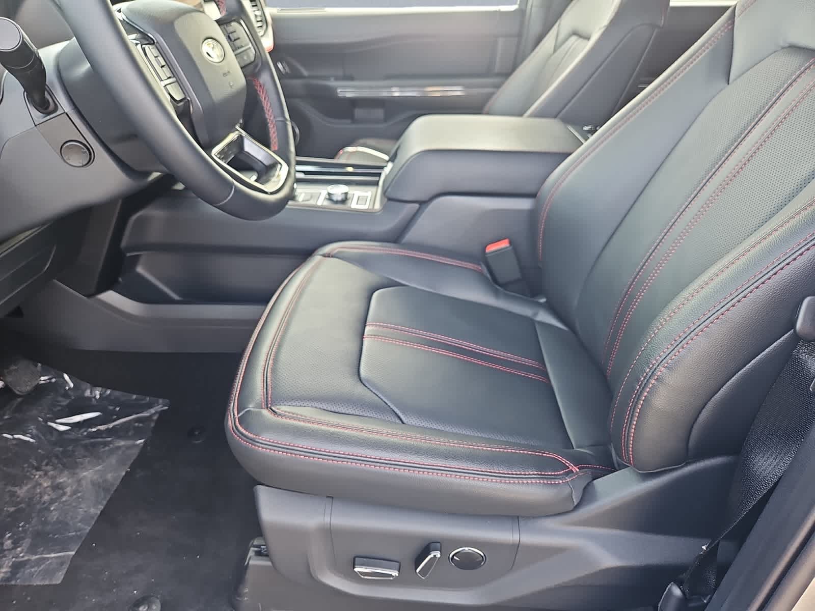 new 2024 Ford Expedition Max car, priced at $78,192