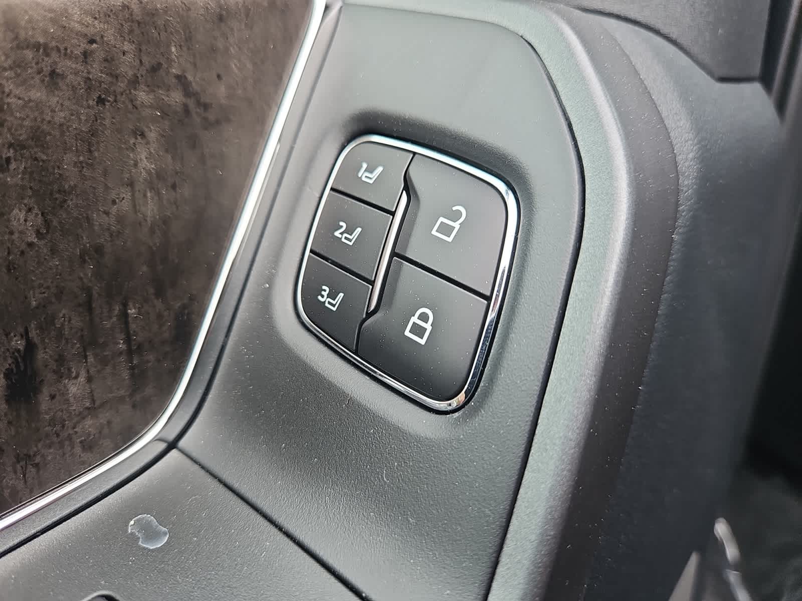 new 2025 Ford Super Duty F-250 SRW car, priced at $79,480