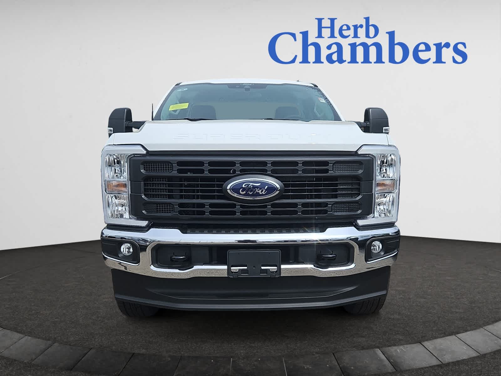 new 2025 Ford Super Duty F-350 SRW car, priced at $53,855
