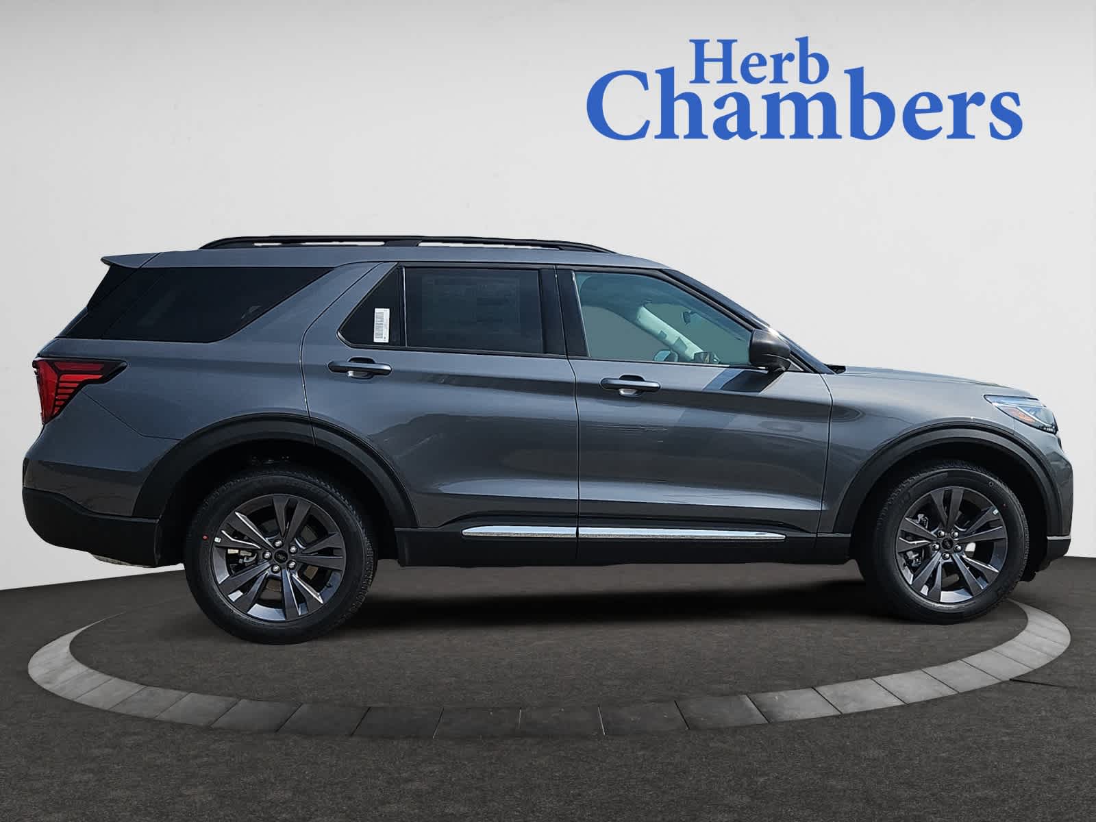 new 2025 Ford Explorer car, priced at $49,880