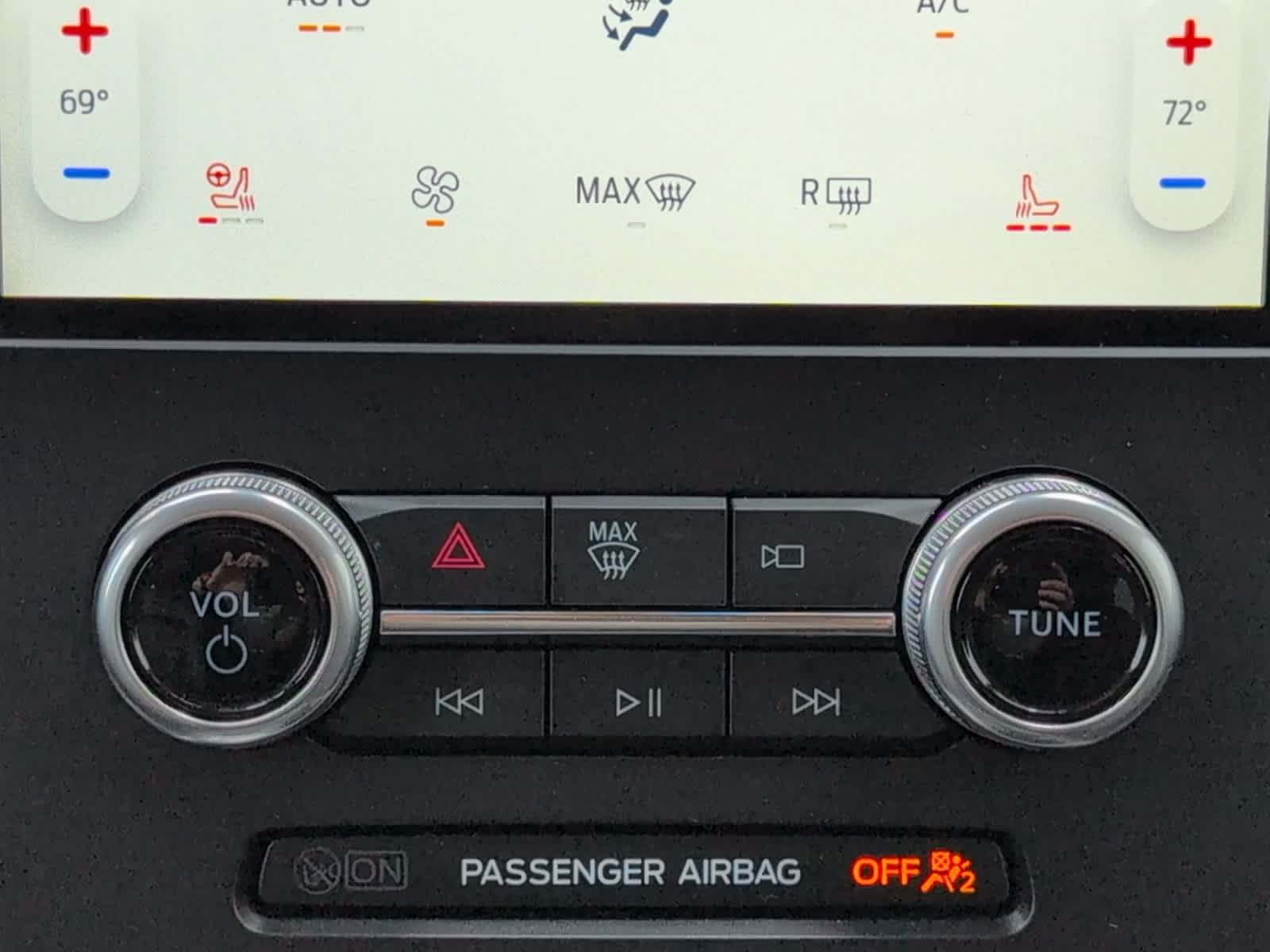 used 2022 Ford Edge car, priced at $26,998