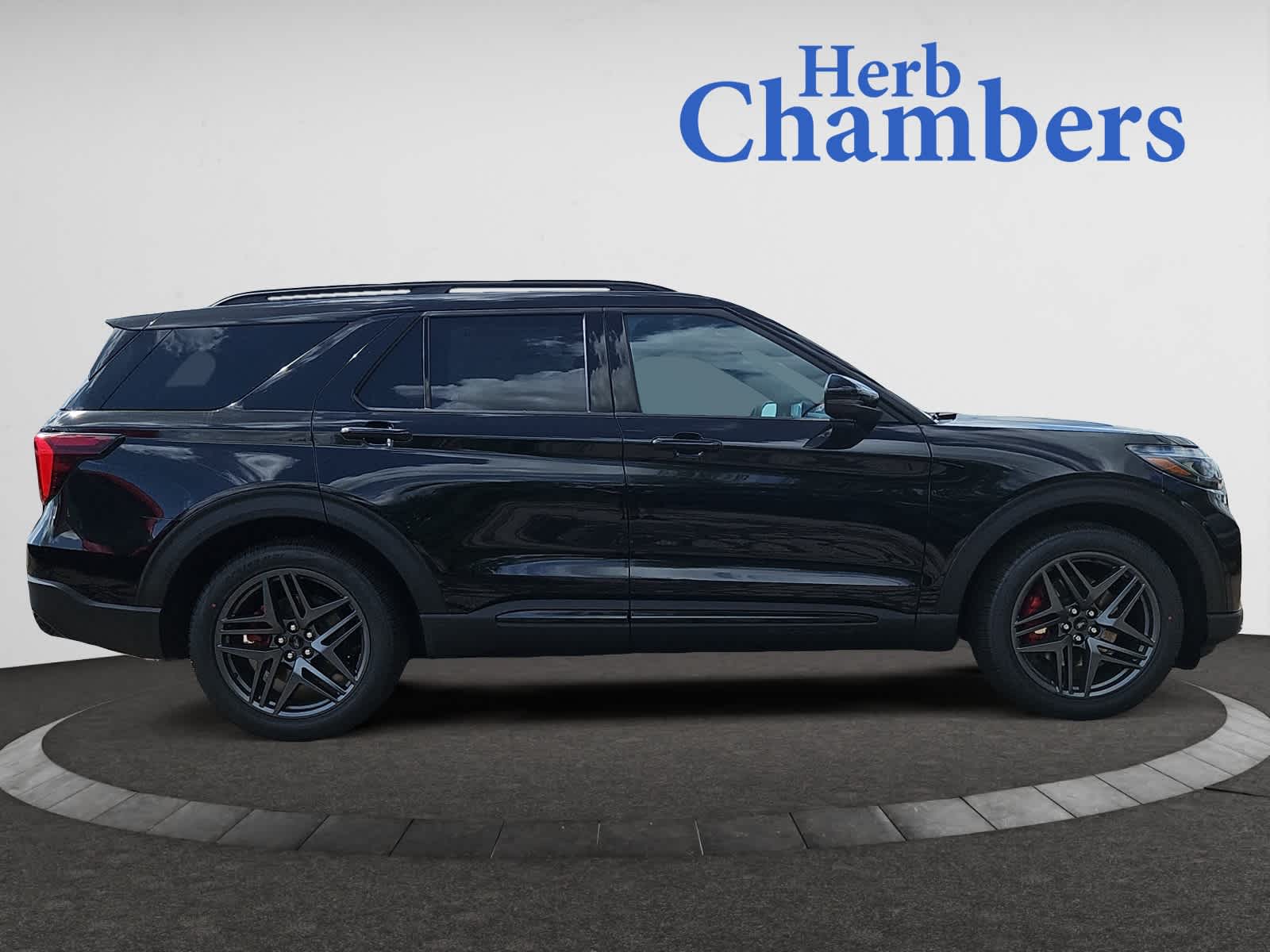new 2025 Ford Explorer car, priced at $61,685