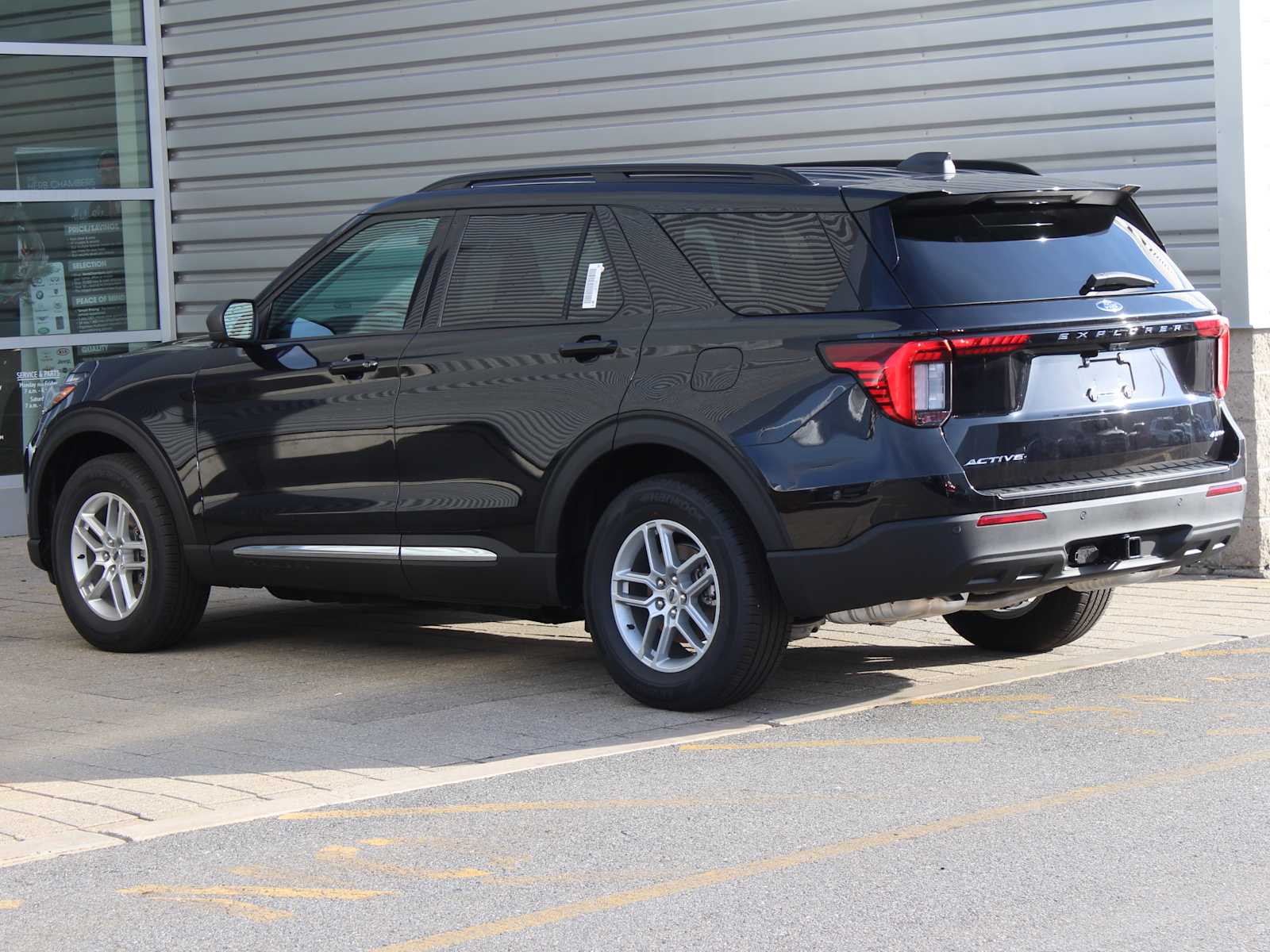 new 2025 Ford Explorer car, priced at $43,550