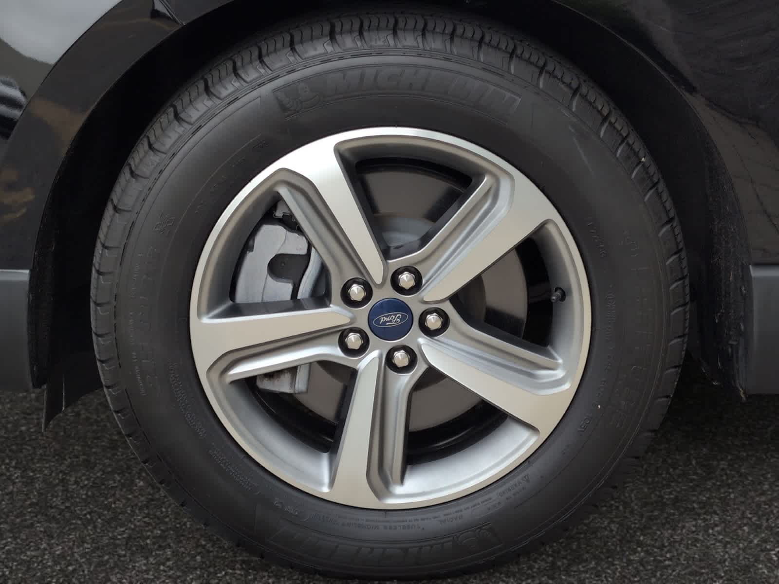 used 2022 Ford Edge car, priced at $28,498