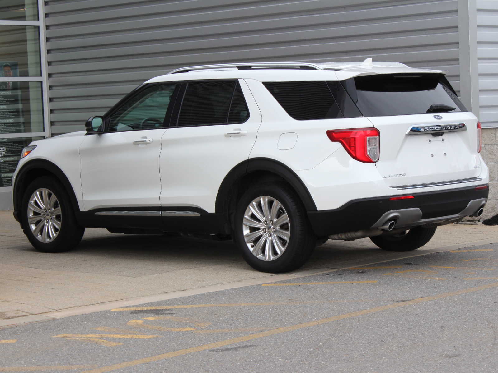 used 2021 Ford Explorer car, priced at $31,998