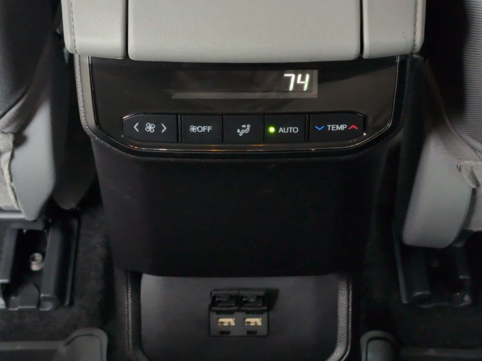 used 2021 Toyota Highlander car, priced at $30,998