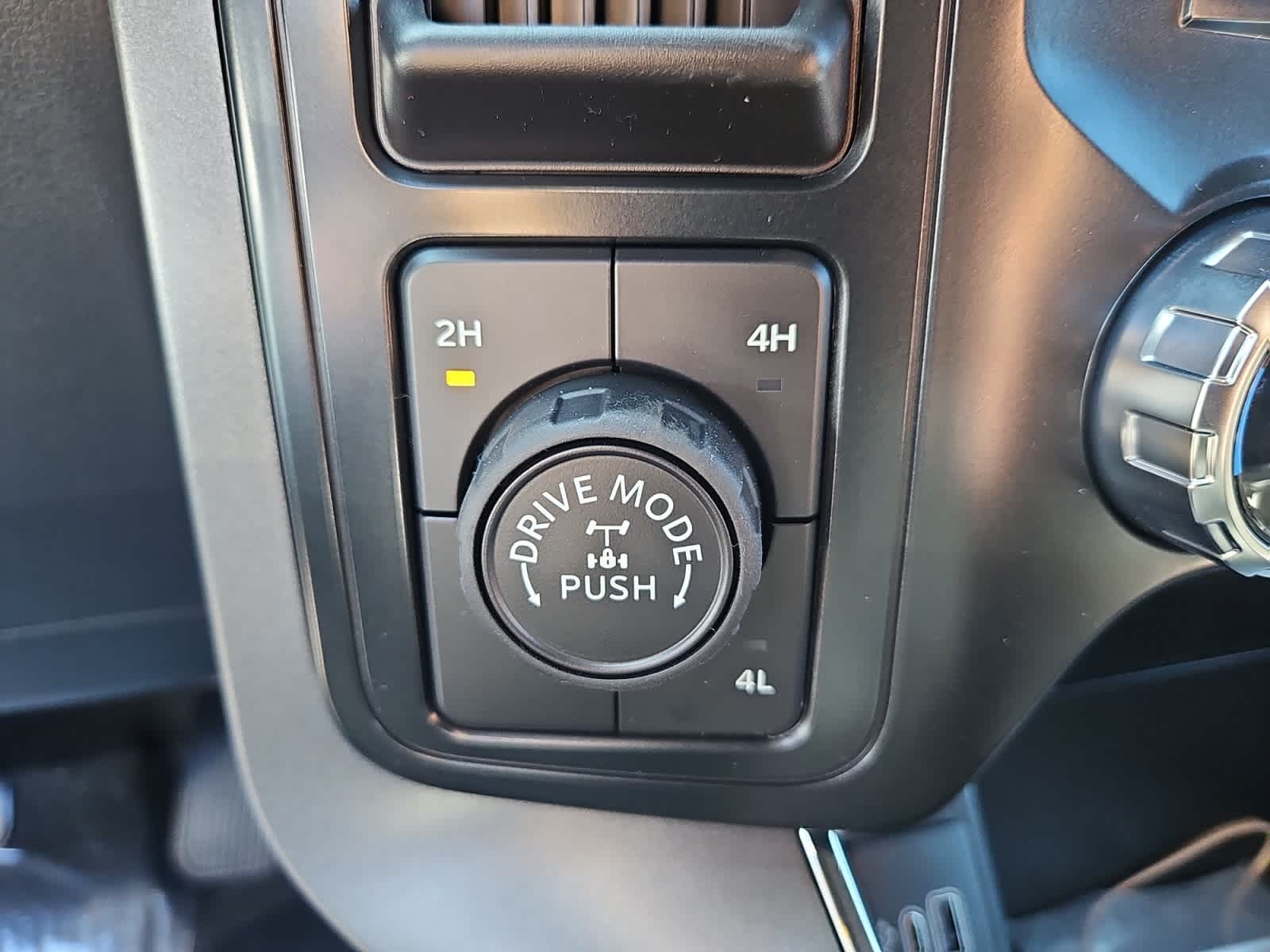 new 2025 Ford F-150 car, priced at $55,870