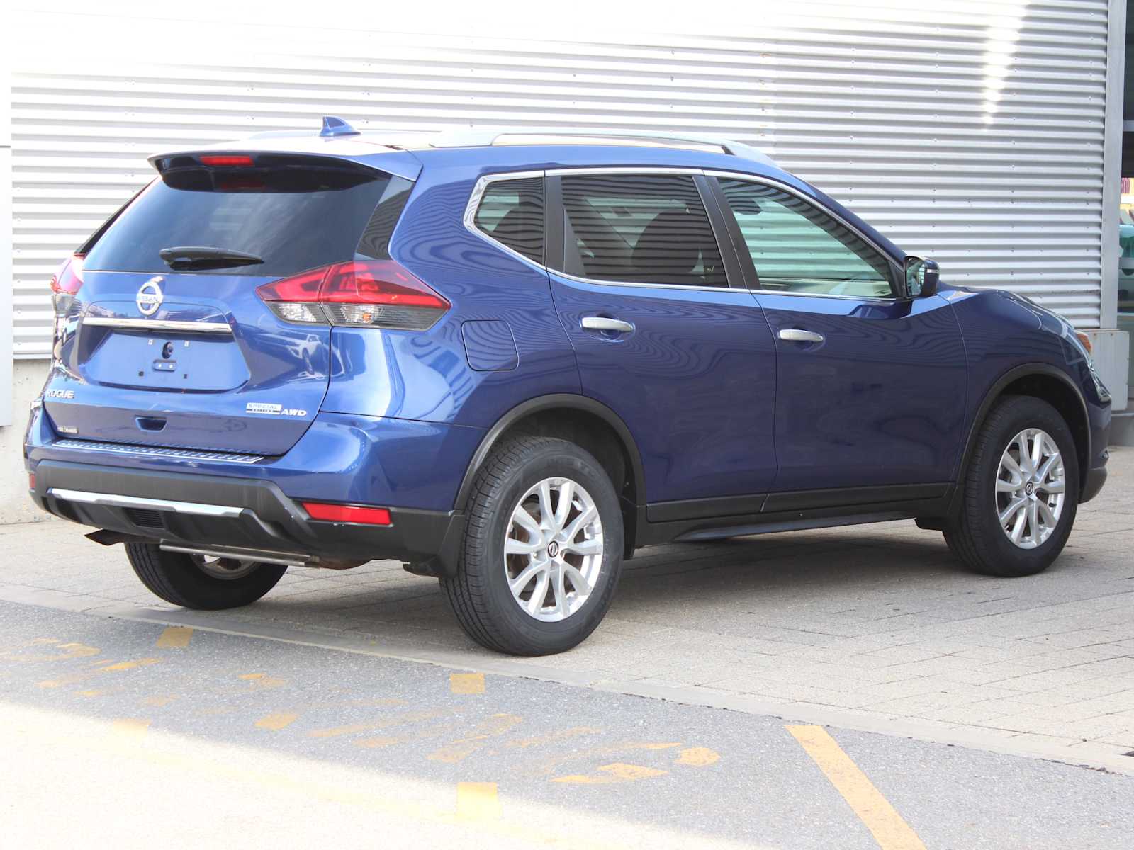 used 2020 Nissan Rogue car, priced at $16,998