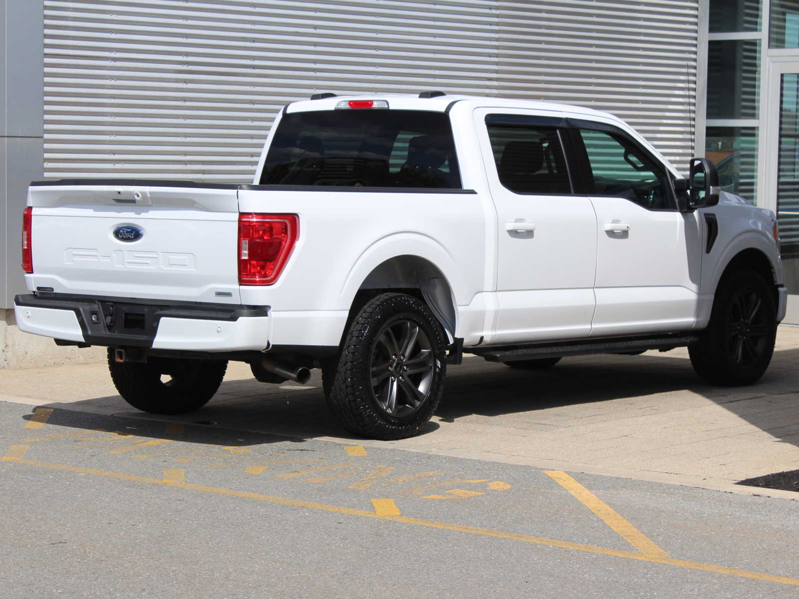 used 2021 Ford F-150 car, priced at $41,998