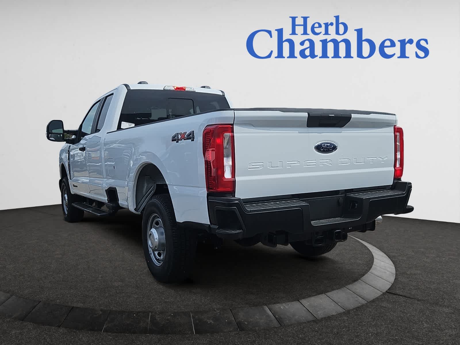 new 2025 Ford Super Duty F-350 SRW car, priced at $67,345