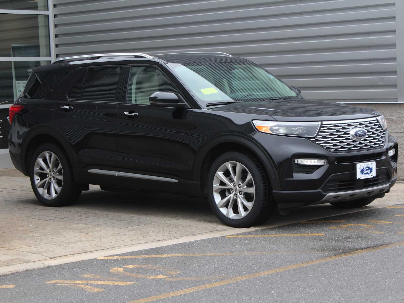 used 2021 Ford Explorer car, priced at $37,998