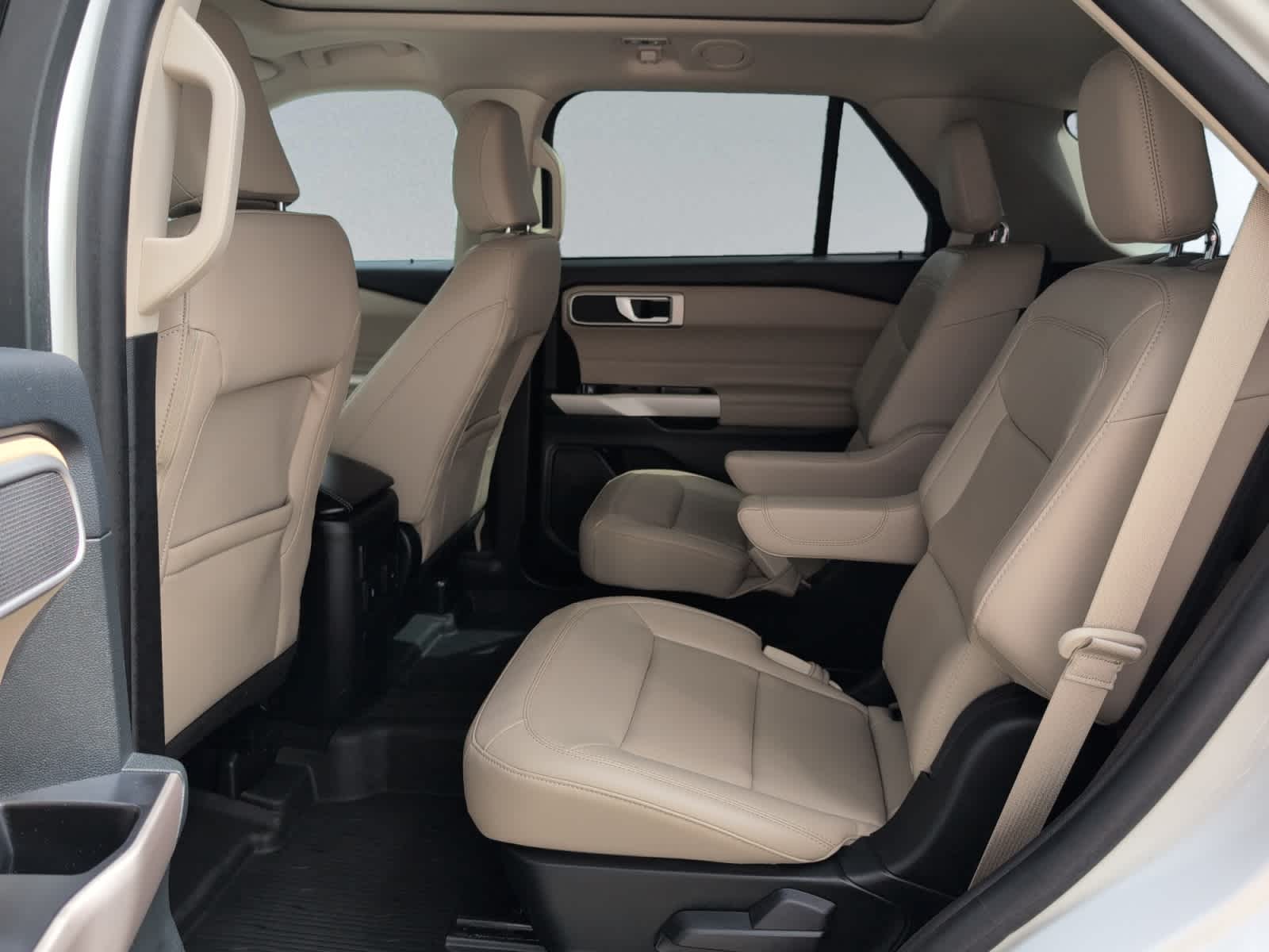 used 2023 Ford Explorer car, priced at $27,998