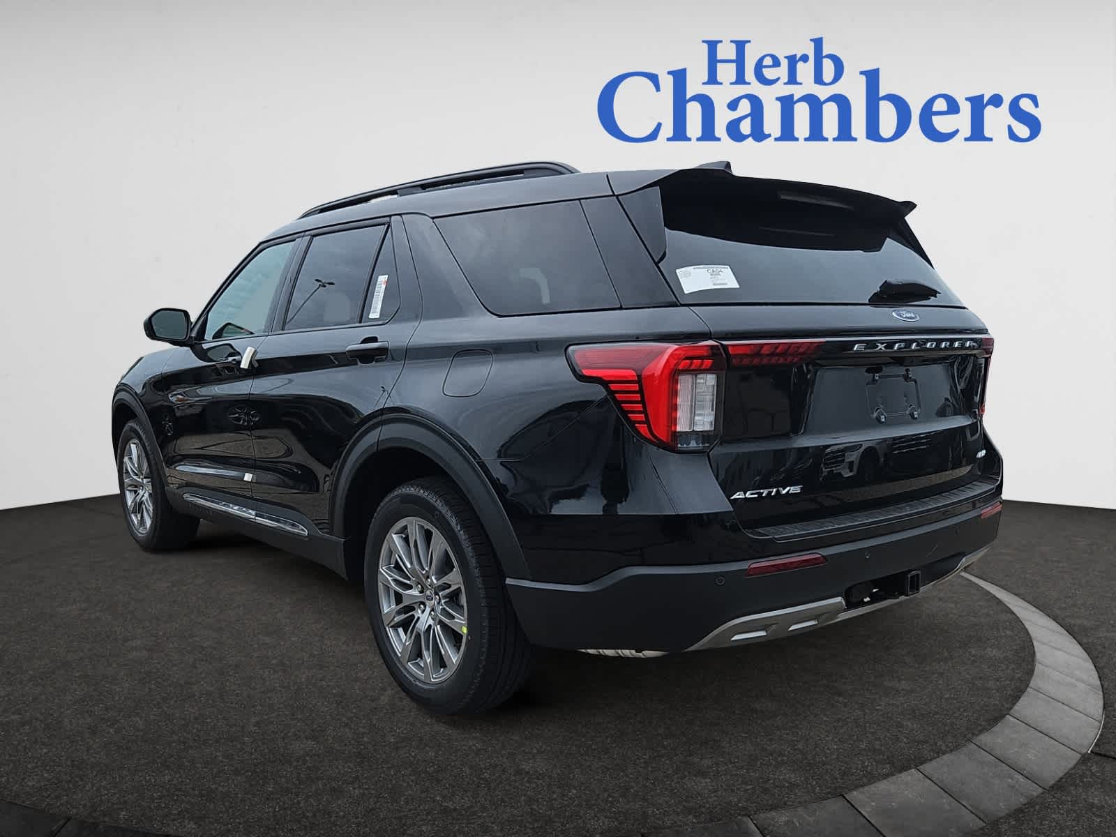 new 2025 Ford Explorer car, priced at $50,555