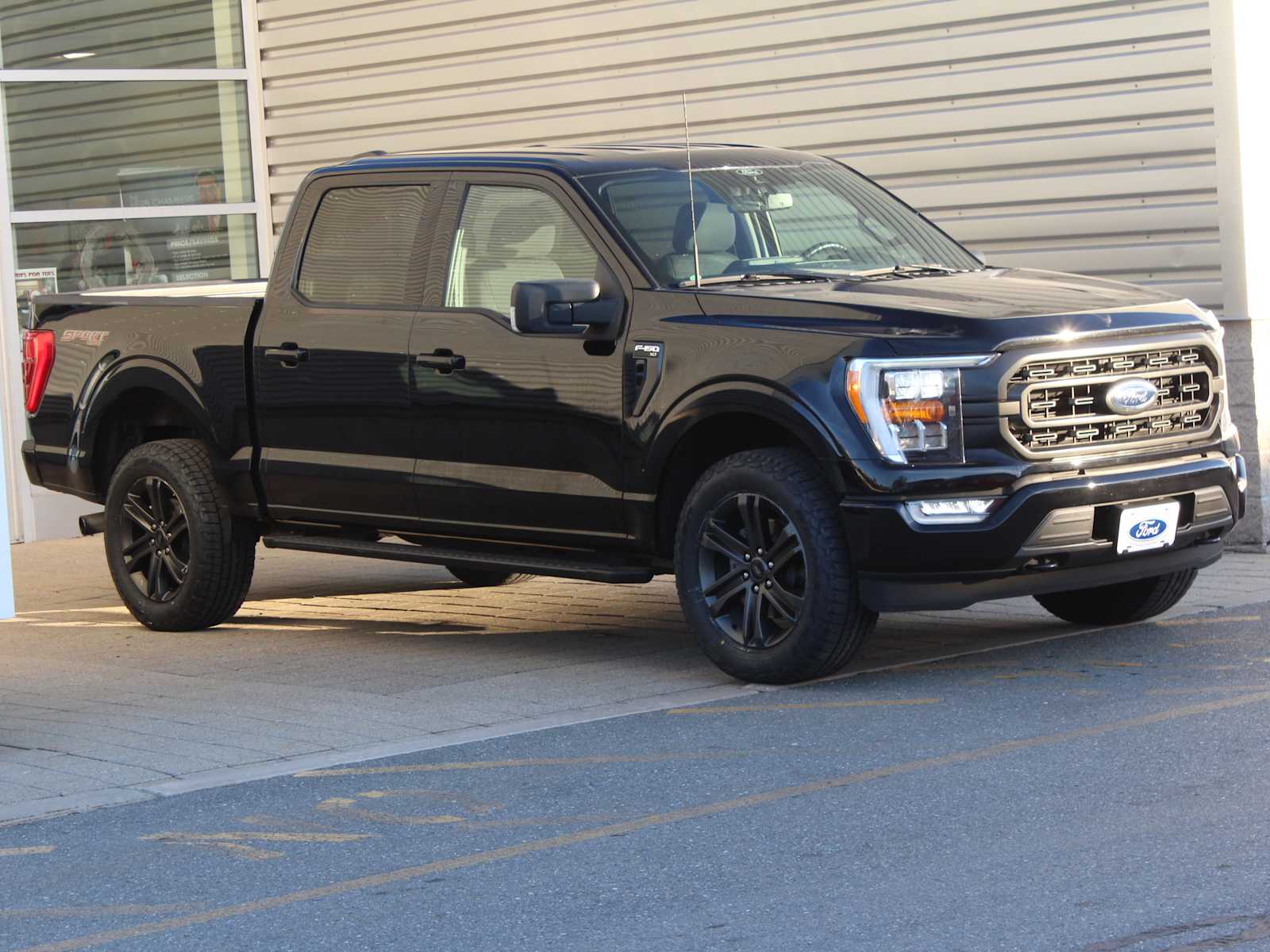 used 2021 Ford F-150 car, priced at $37,998