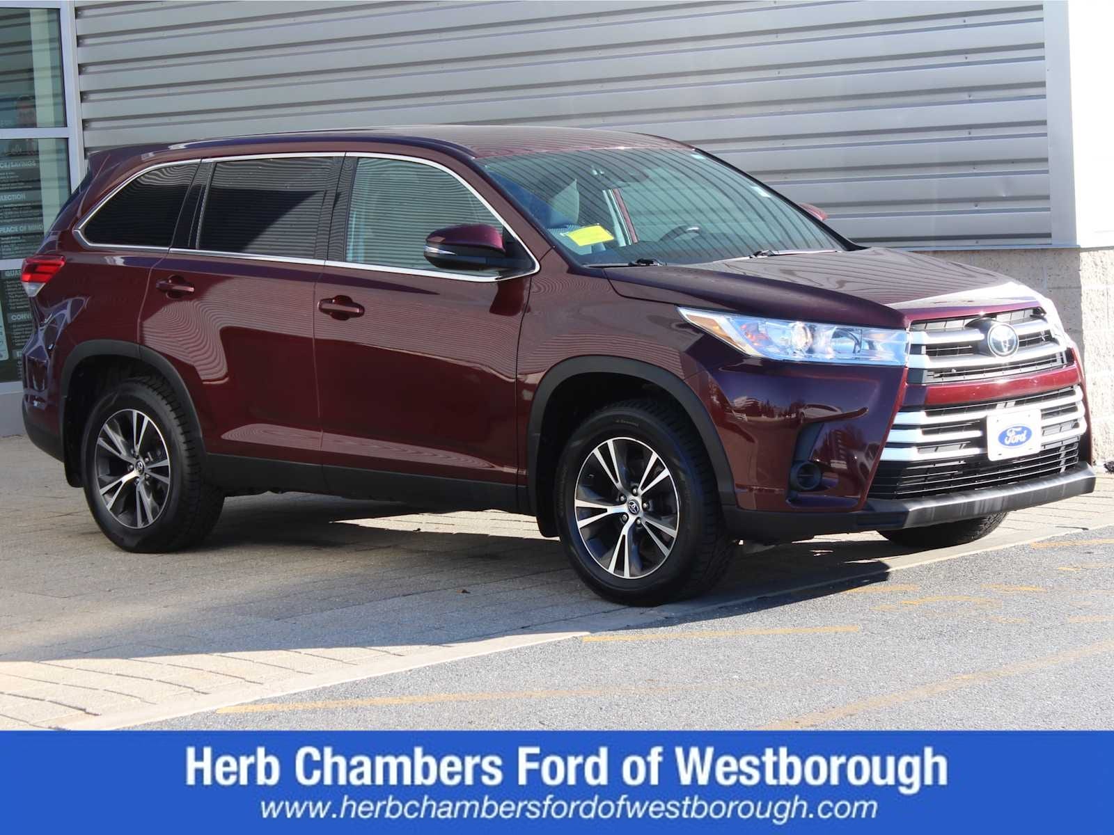 used 2019 Toyota Highlander car, priced at $26,998