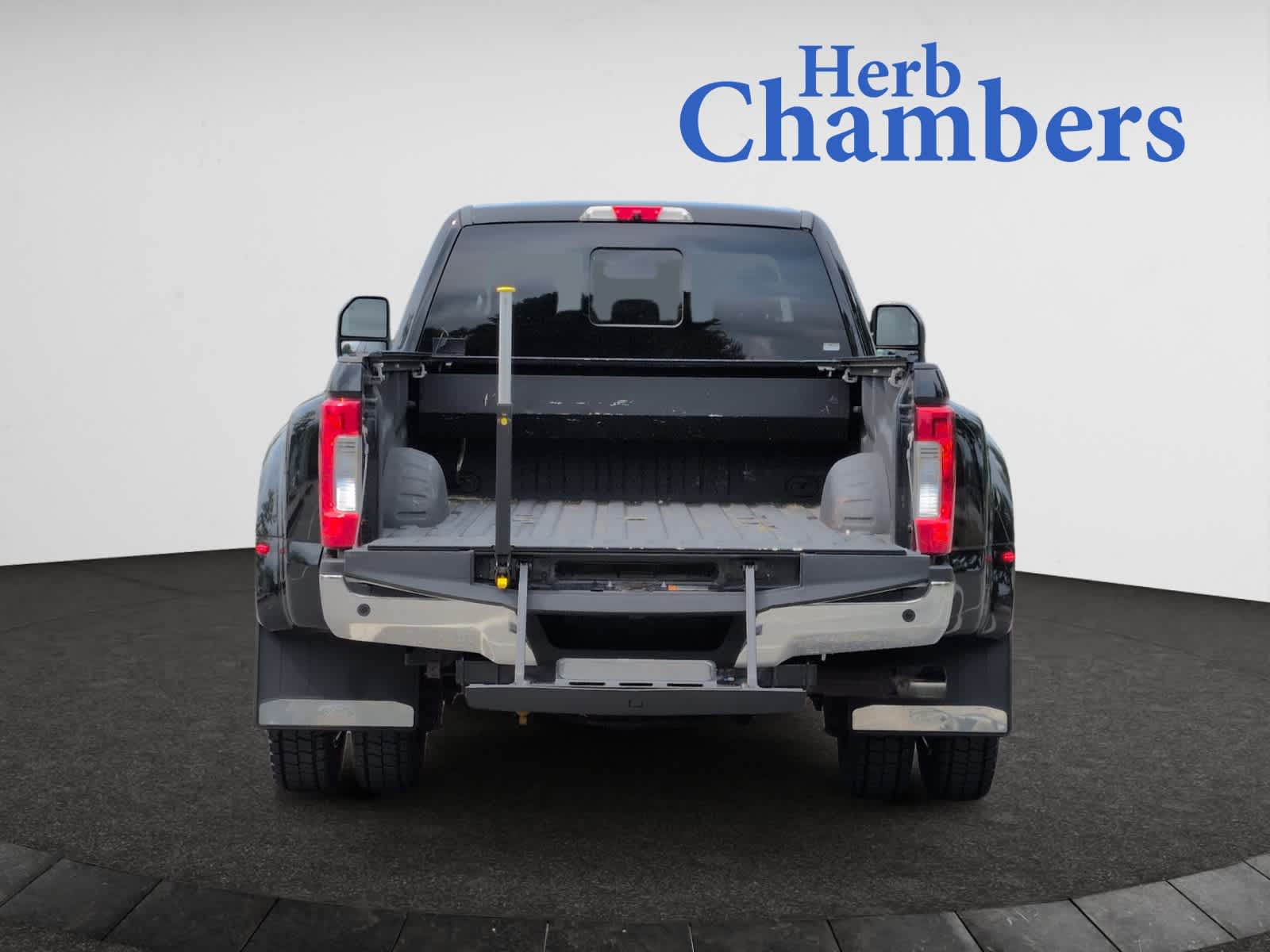 used 2017 Ford F-450 car, priced at $59,998