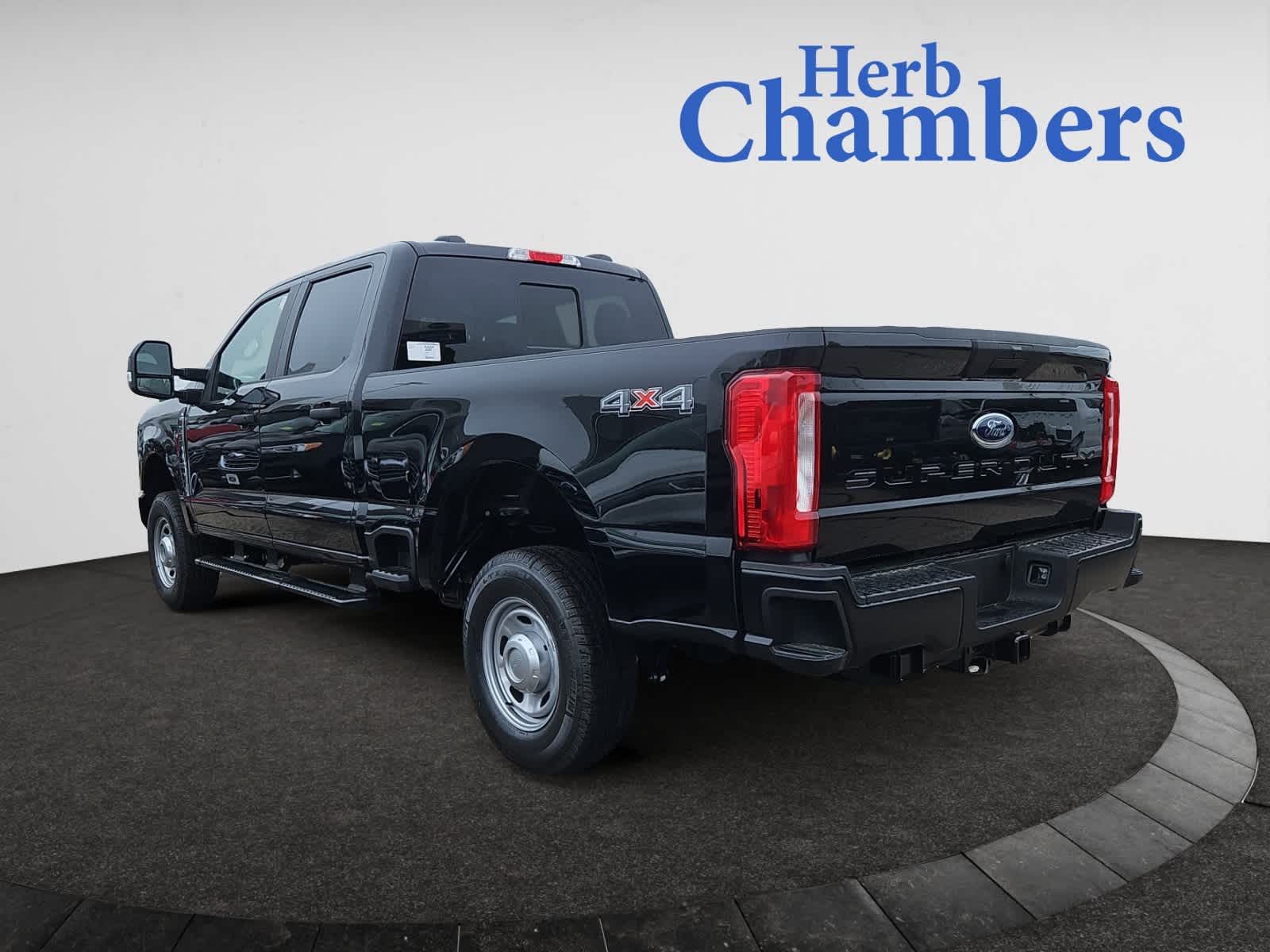 new 2025 Ford Super Duty F-250 SRW car, priced at $56,195