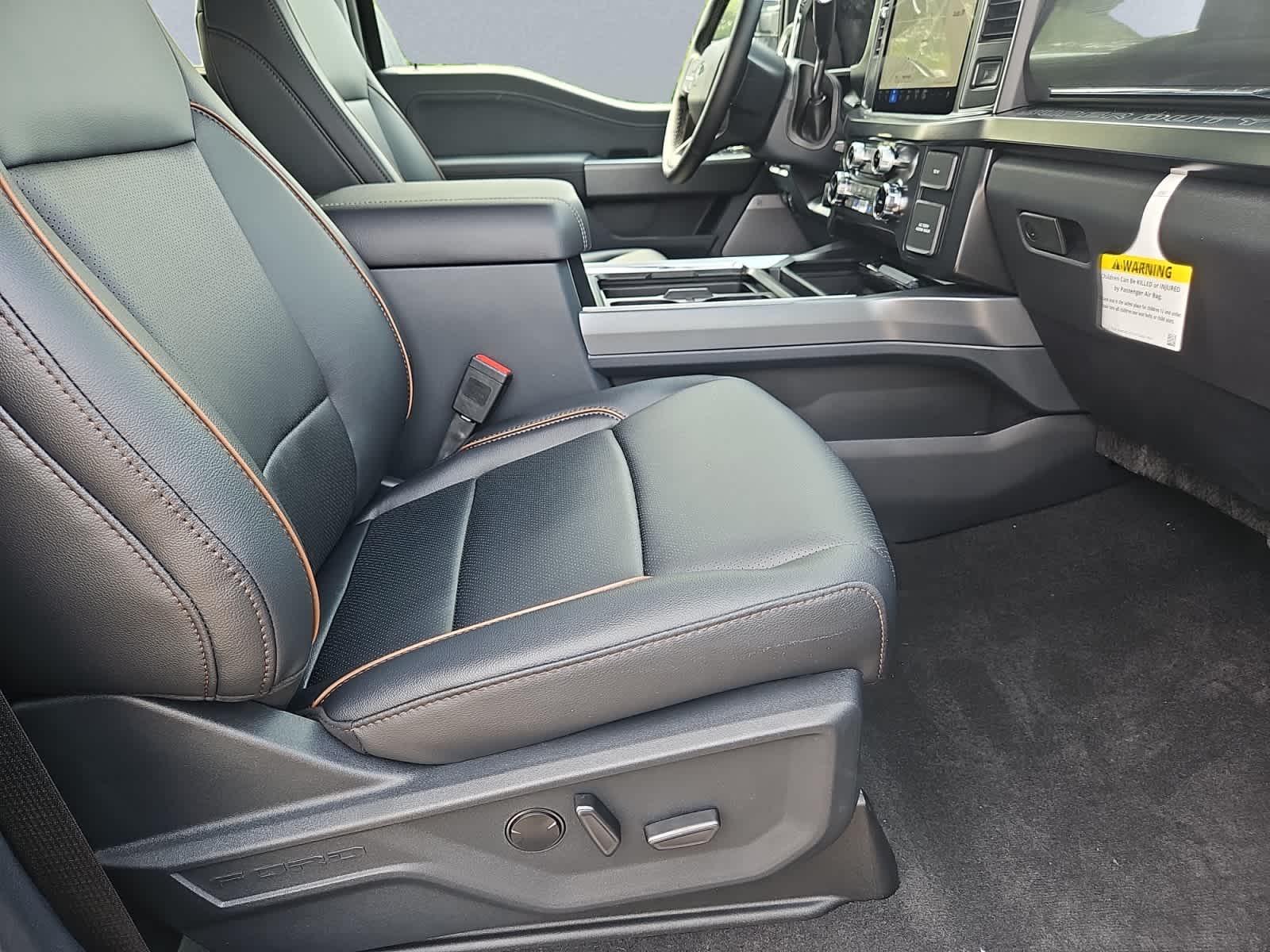 new 2025 Ford Super Duty F-250 SRW car, priced at $72,275