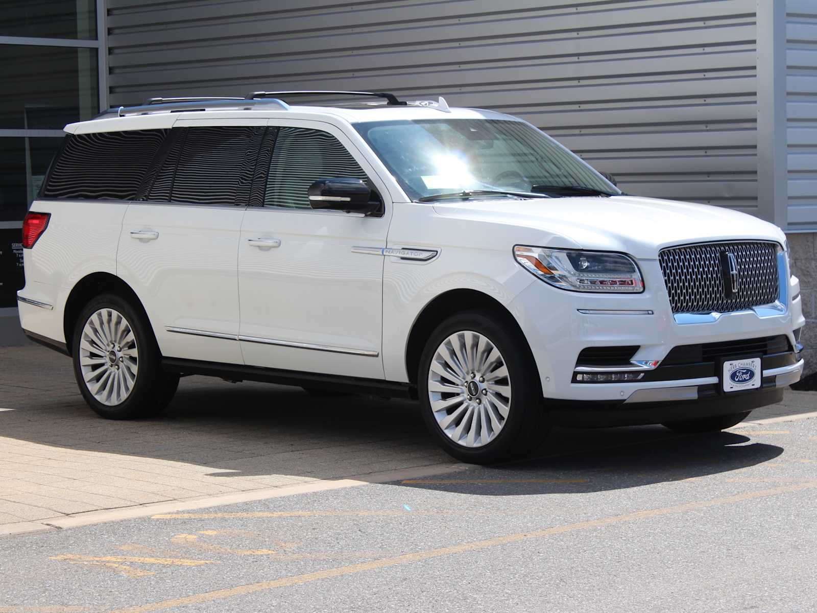 used 2021 Lincoln Navigator car, priced at $50,998