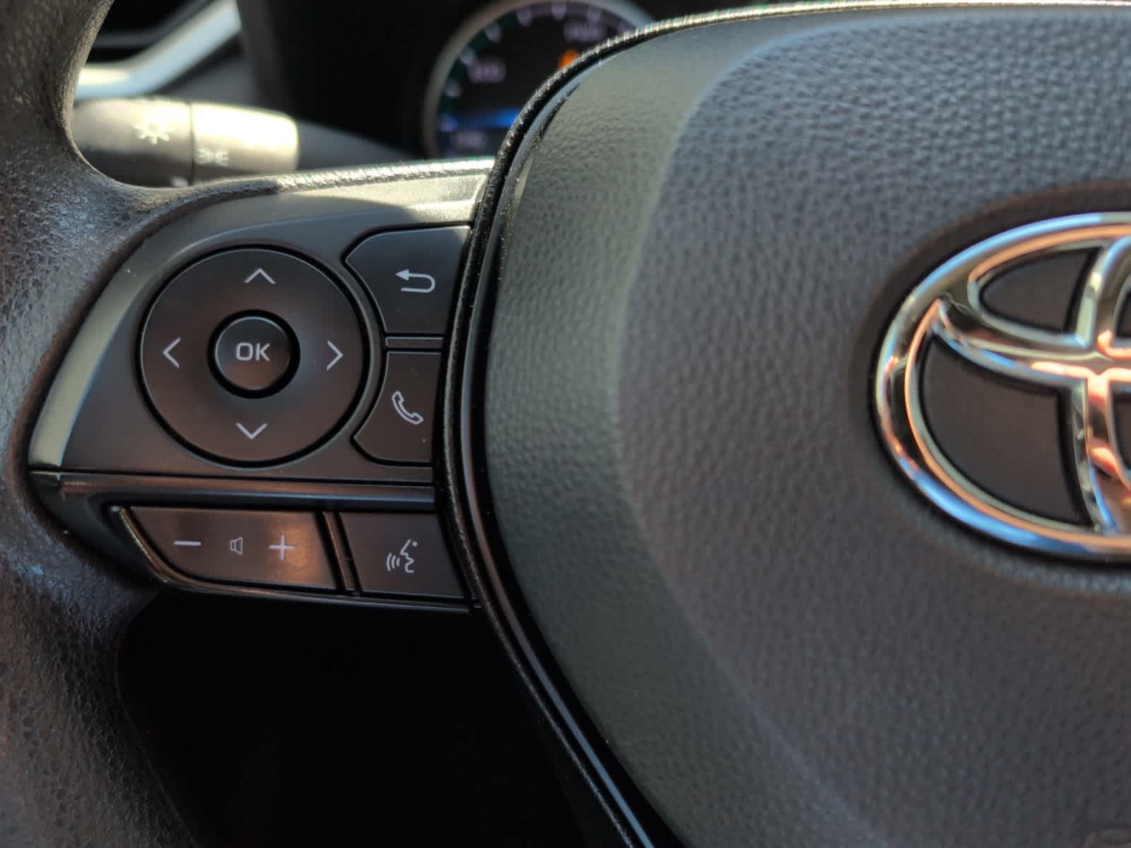 used 2022 Toyota RAV4 Hybrid car, priced at $30,798