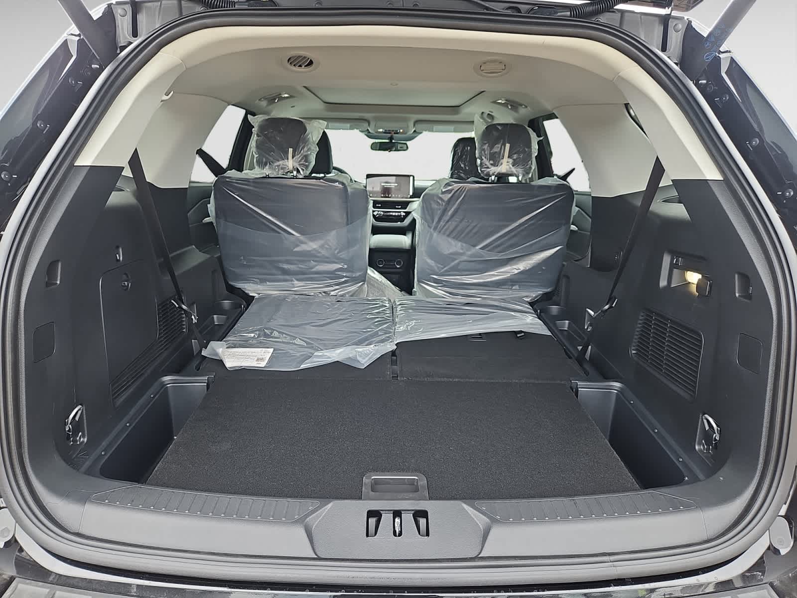 new 2025 Ford Explorer car, priced at $50,555