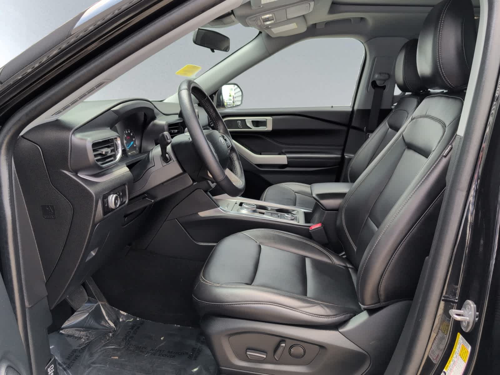 used 2023 Ford Explorer car, priced at $29,798