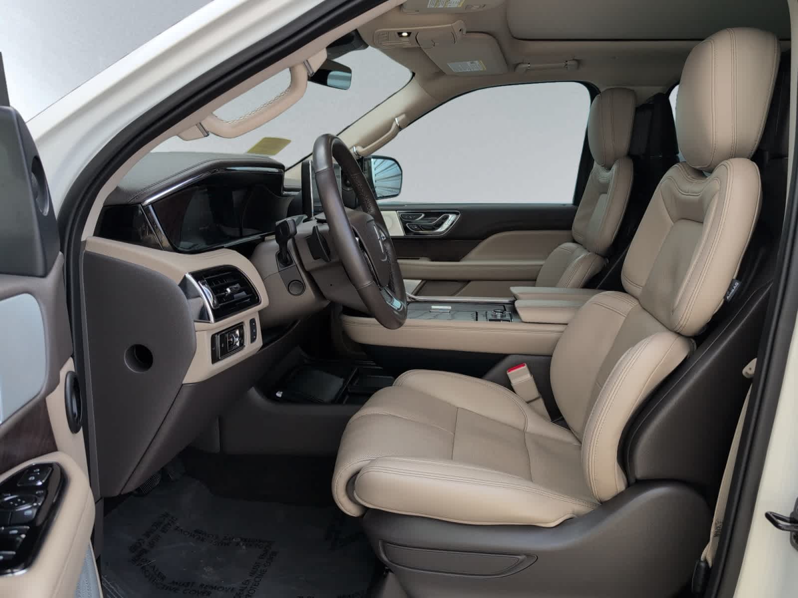 used 2023 Lincoln Navigator L car, priced at $69,798