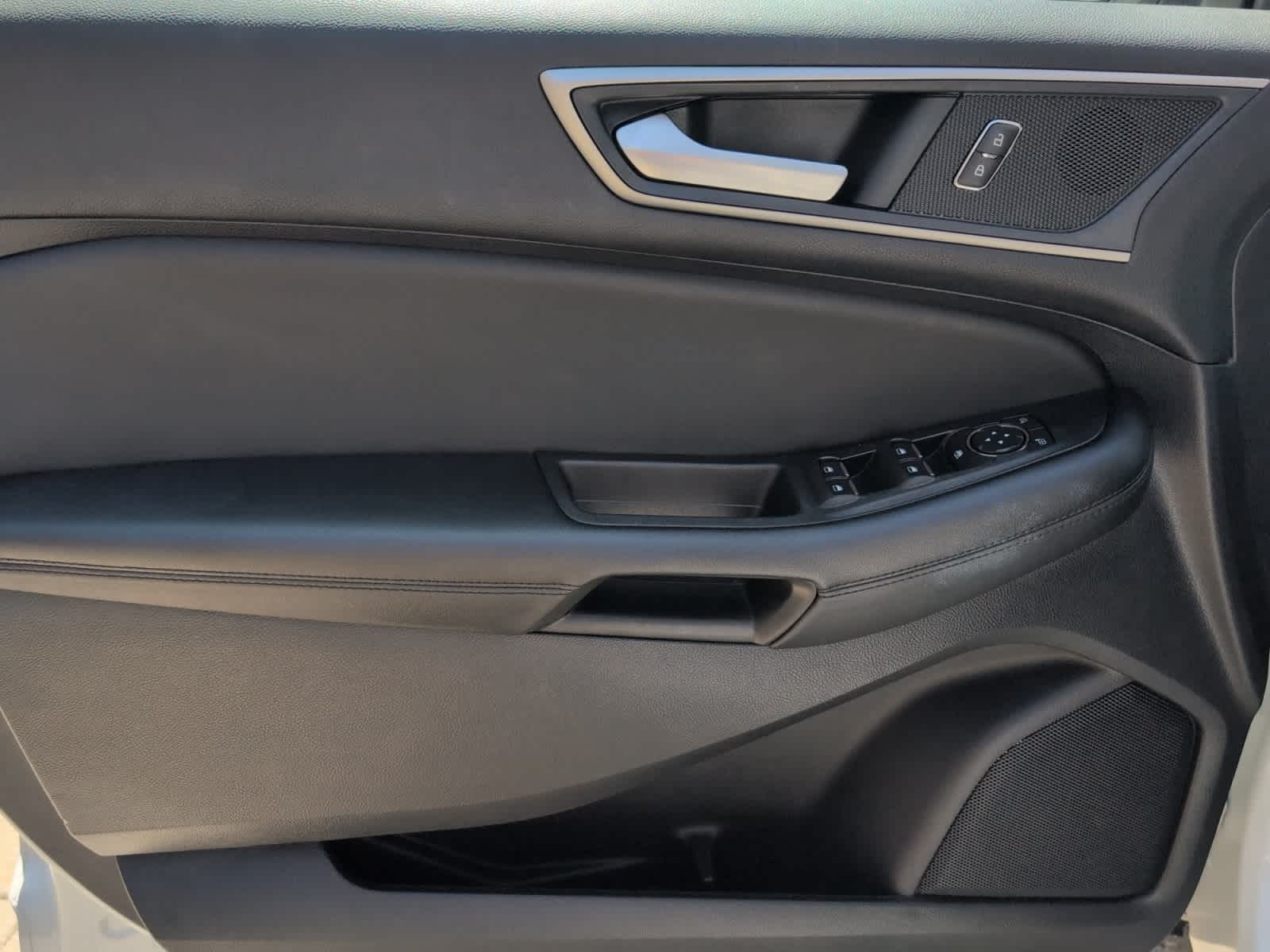 used 2022 Ford Edge car, priced at $27,998