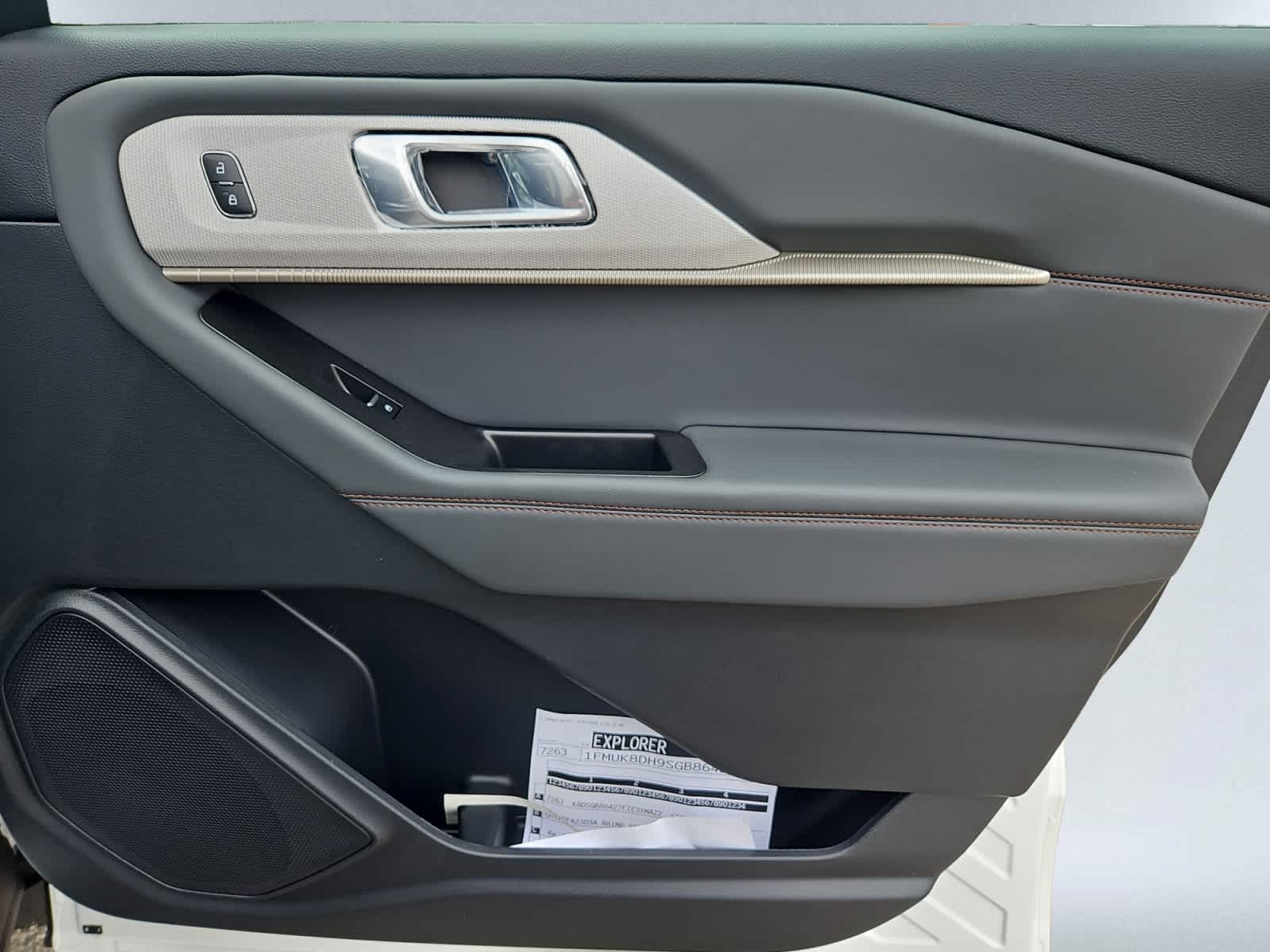 new 2025 Ford Explorer car, priced at $51,235