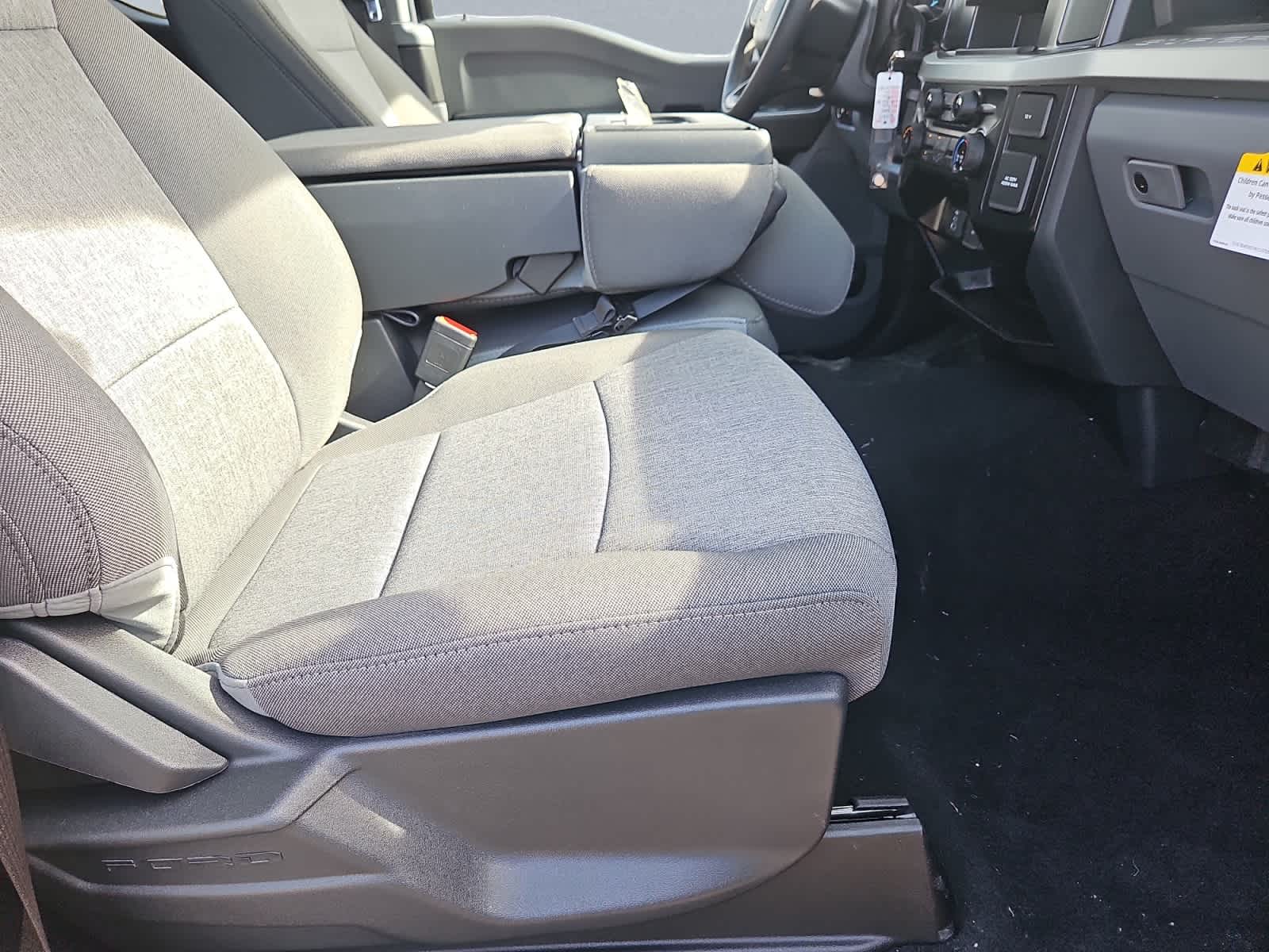 new 2025 Ford Super Duty F-350 SRW car, priced at $59,645