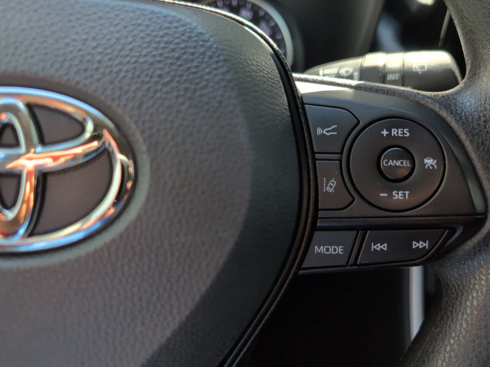 used 2022 Toyota RAV4 Hybrid car, priced at $30,798
