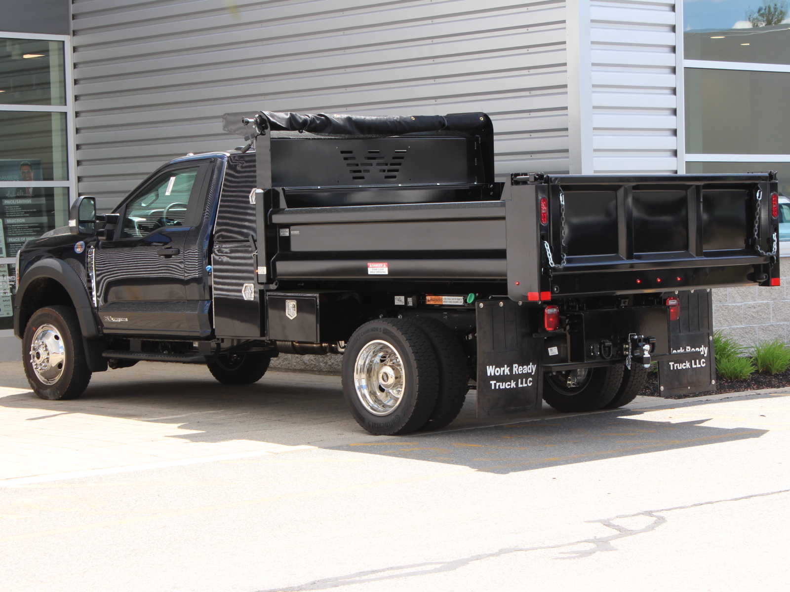 new 2024 Ford Super Duty F-550 DRW car, priced at $98,998