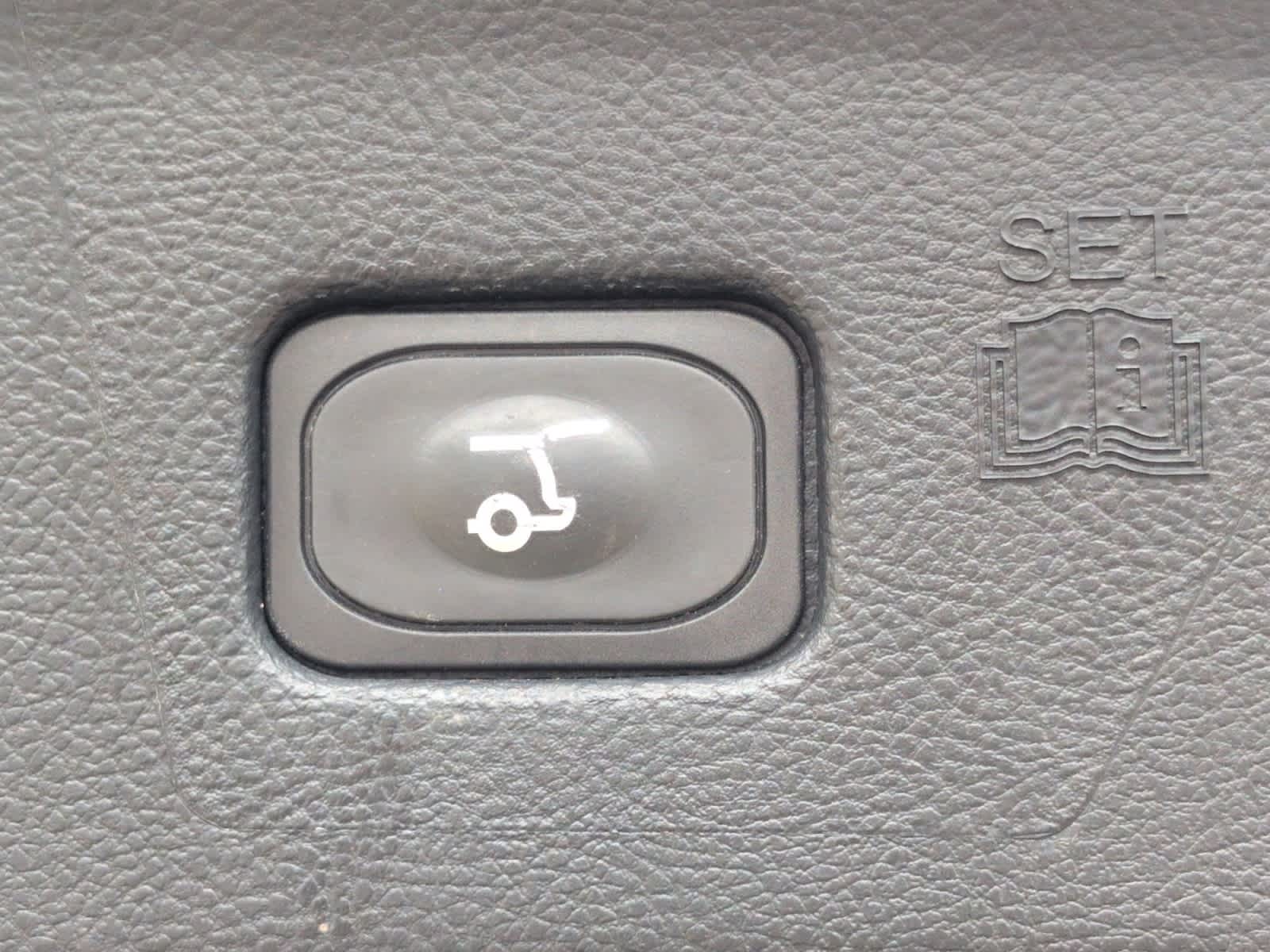 used 2022 Ford Edge car, priced at $26,998