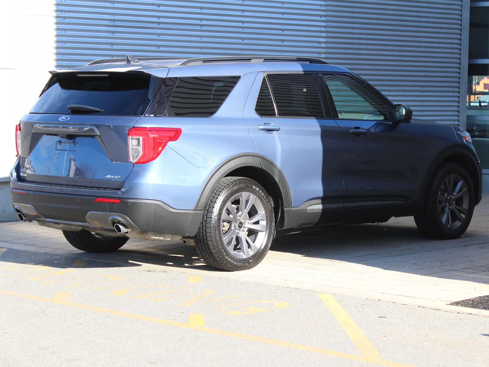 used 2021 Ford Explorer car, priced at $29,998