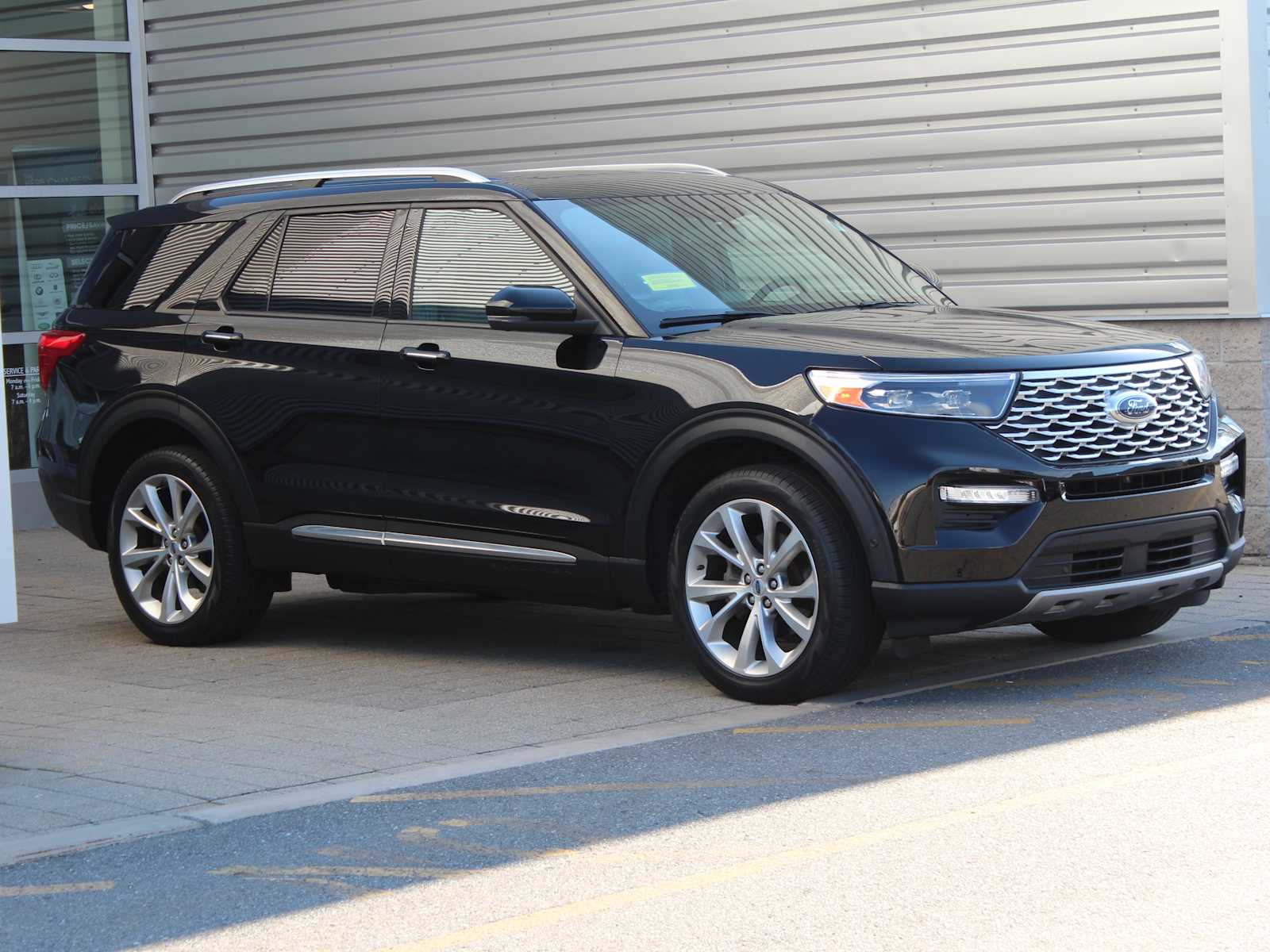 used 2021 Ford Explorer car, priced at $39,998