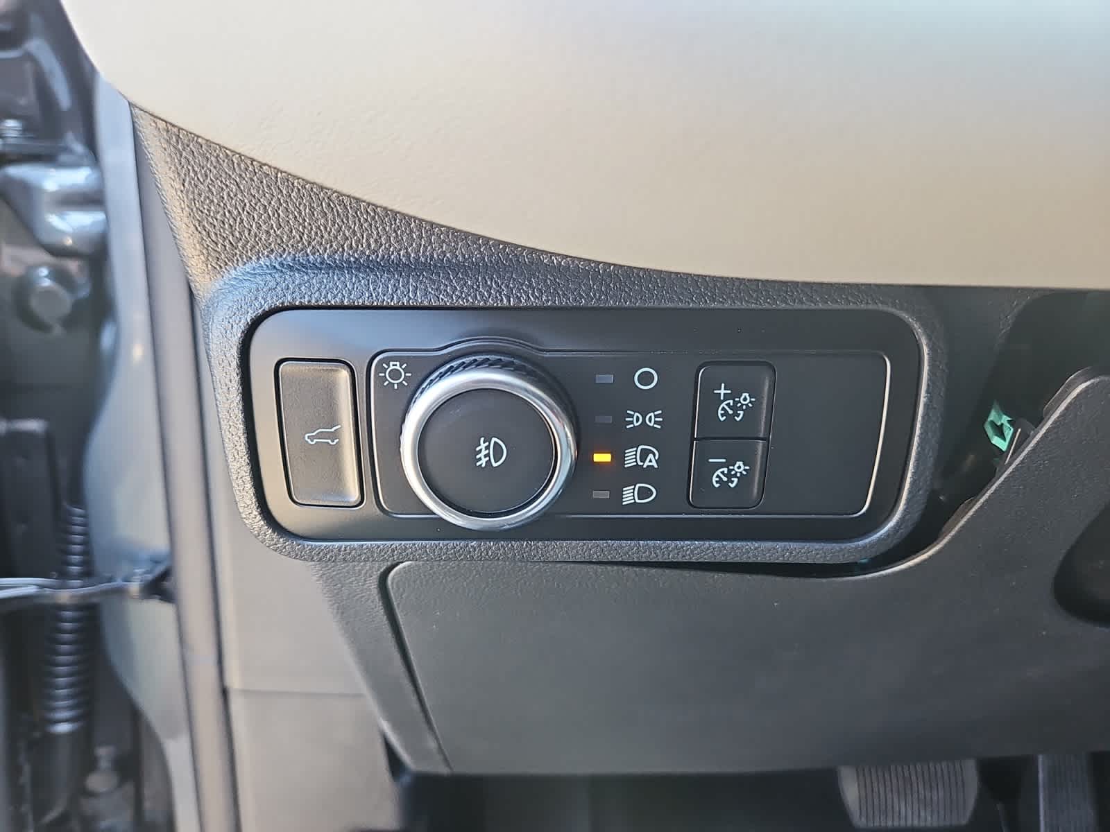new 2025 Ford Explorer car, priced at $44,703