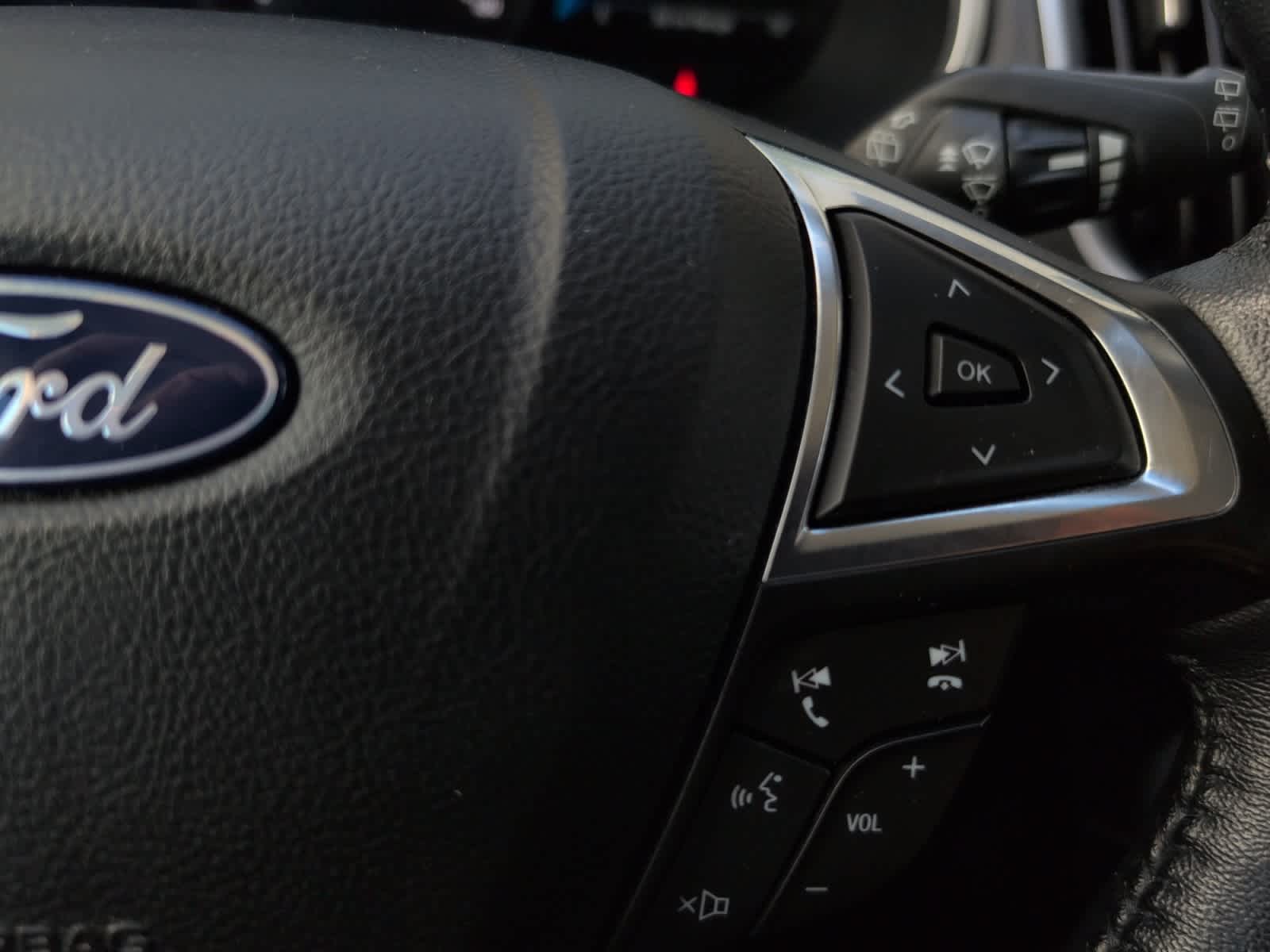used 2021 Ford Edge car, priced at $24,998